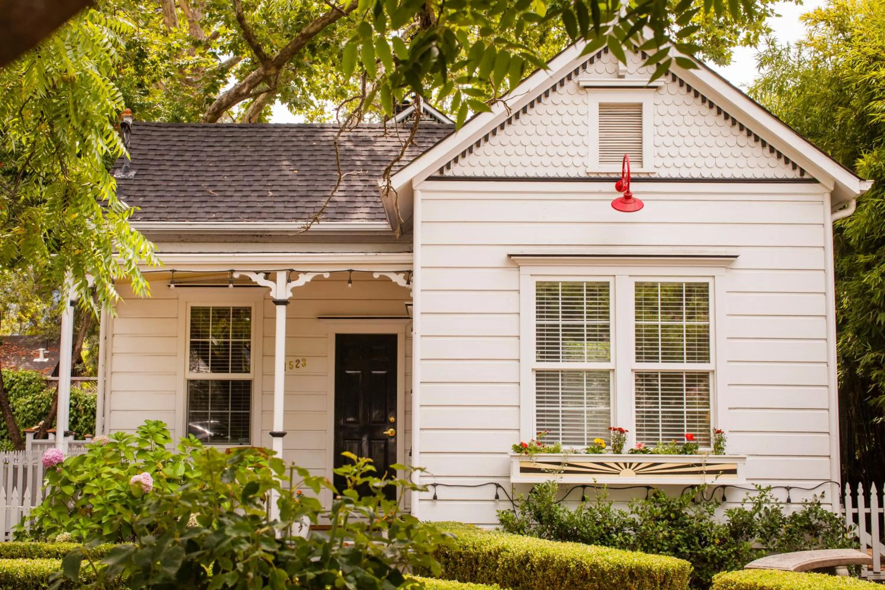 Property building in Inn St Helena