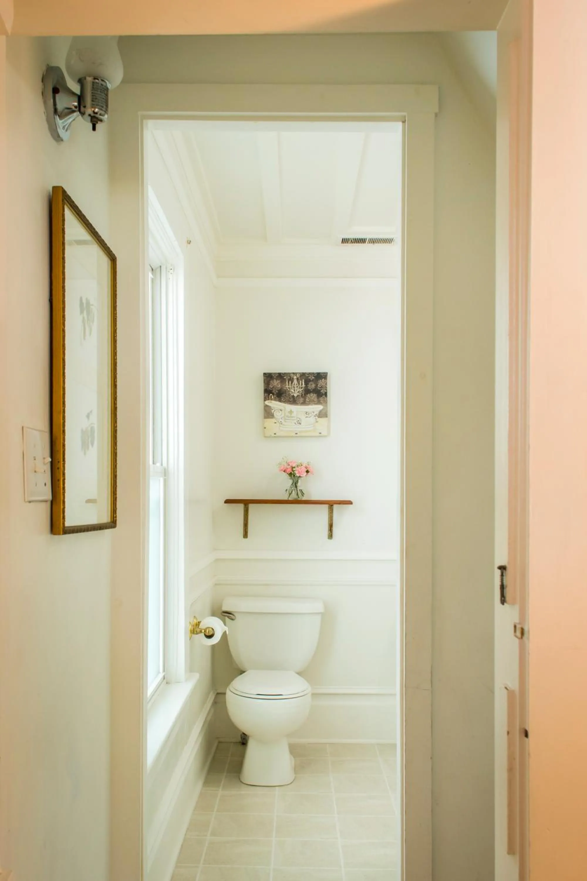 Bathroom in Inn St Helena