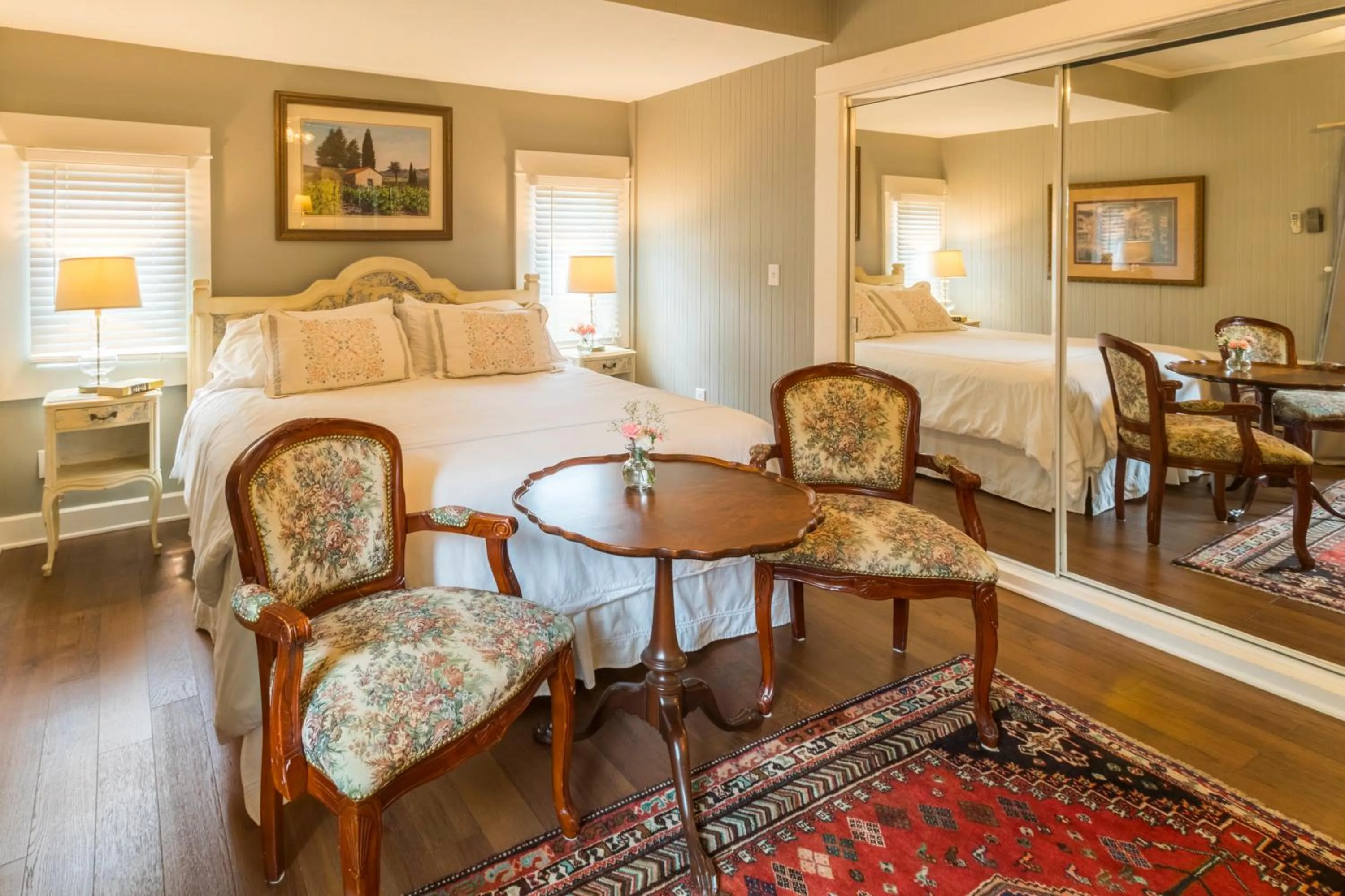 Bedroom, Bed in Inn St Helena