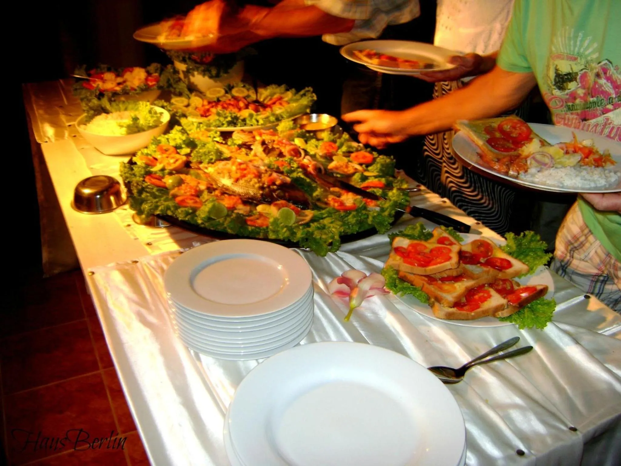 Restaurant/places to eat in Haus Berlin