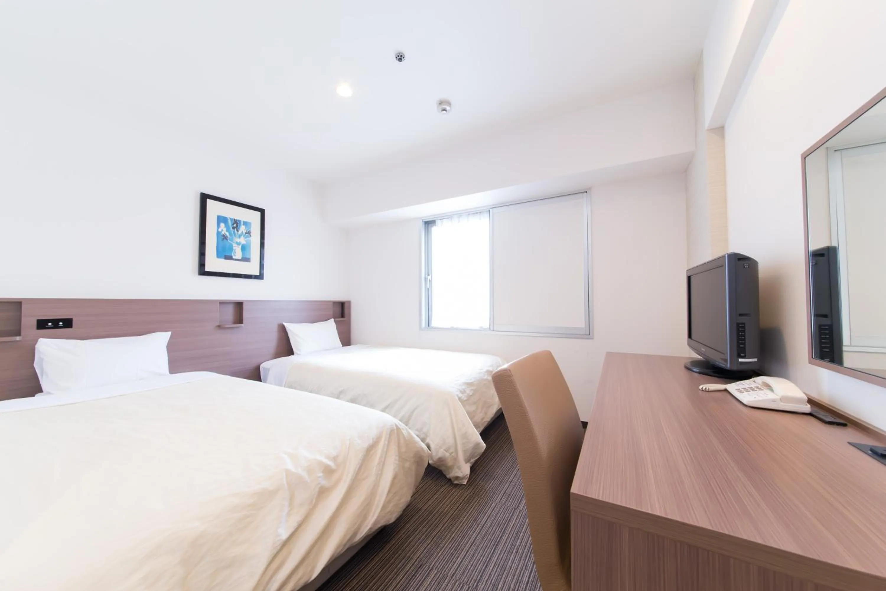 Photo of the whole room in Hotel il Grande Umeda