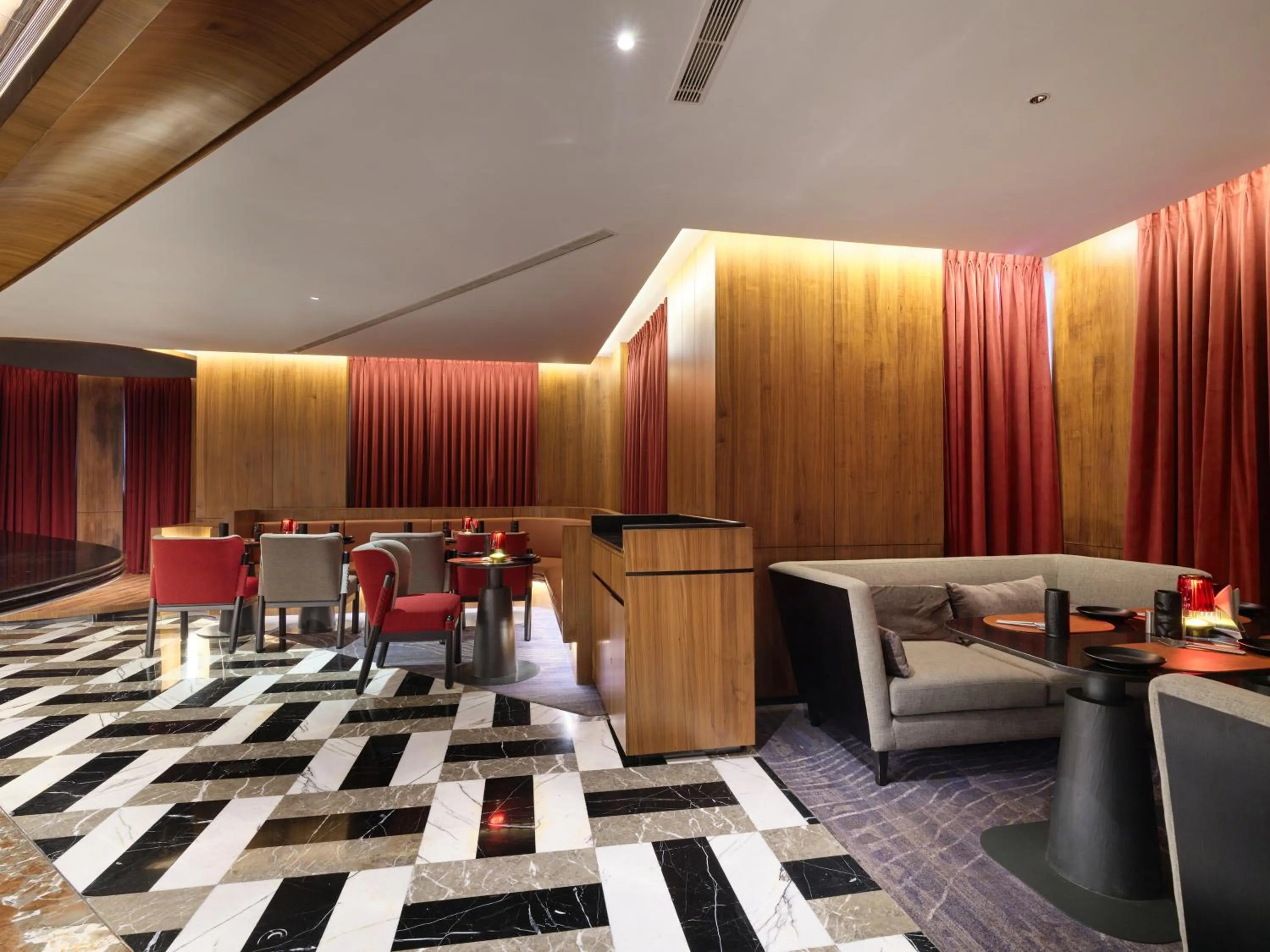 Lounge or bar in Hotel Swosti Premium Bhubaneswar