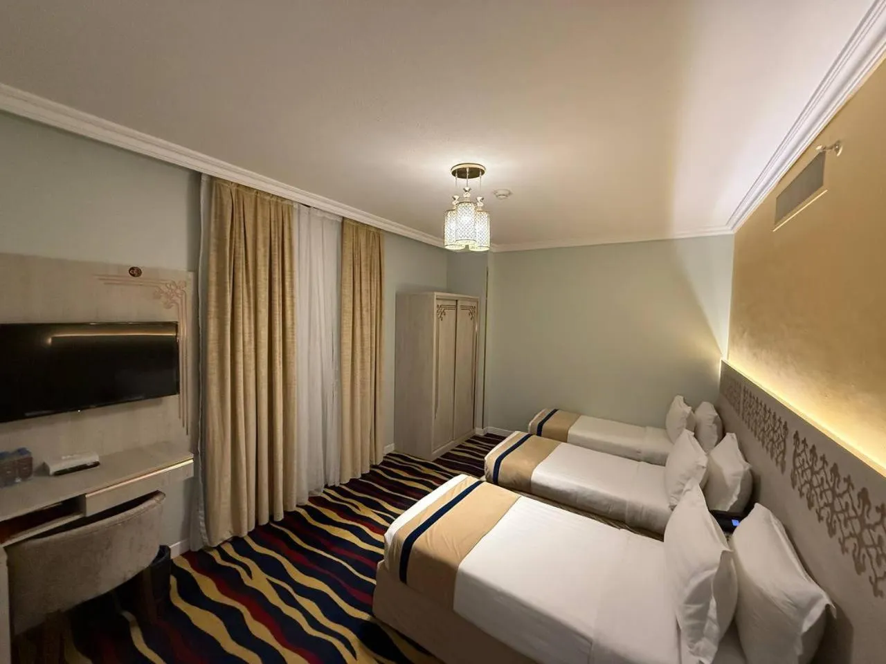 Evening entertainment in Dar Al Naem Hotel