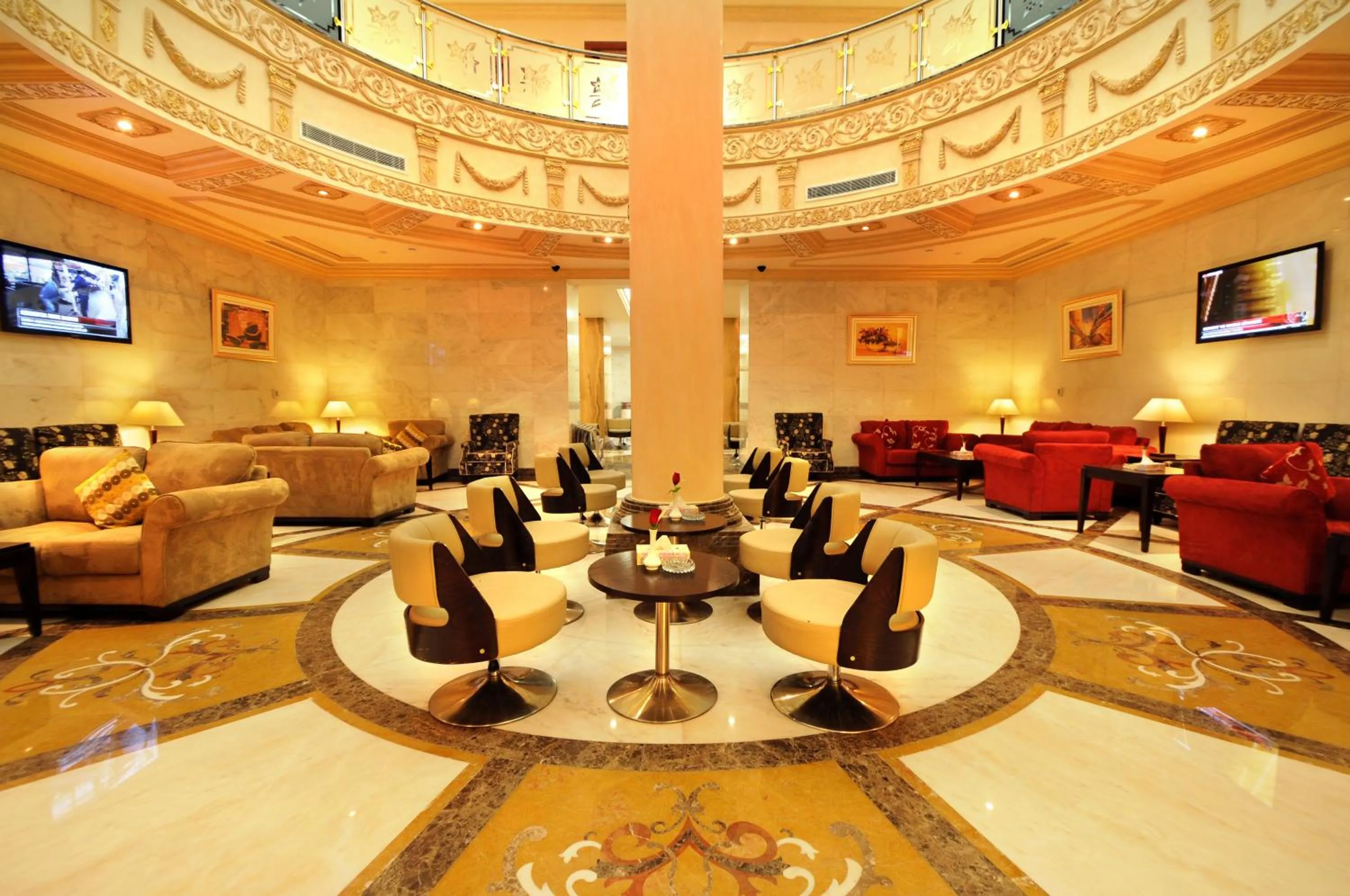 Lobby or reception in Dar Al Naem Hotel