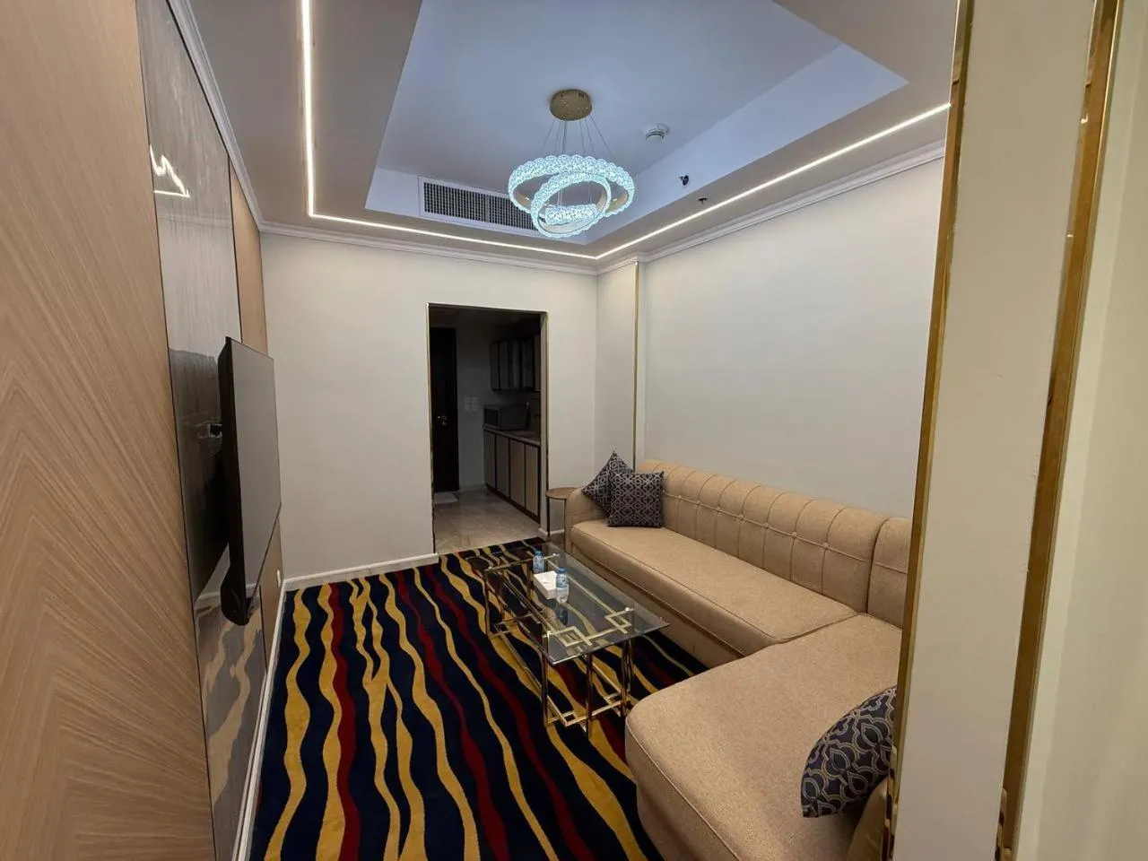 TV and multimedia in Dar Al Naem Hotel