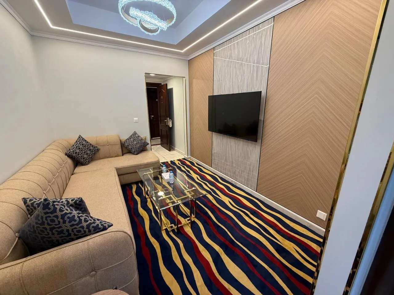 TV and multimedia in Dar Al Naem Hotel