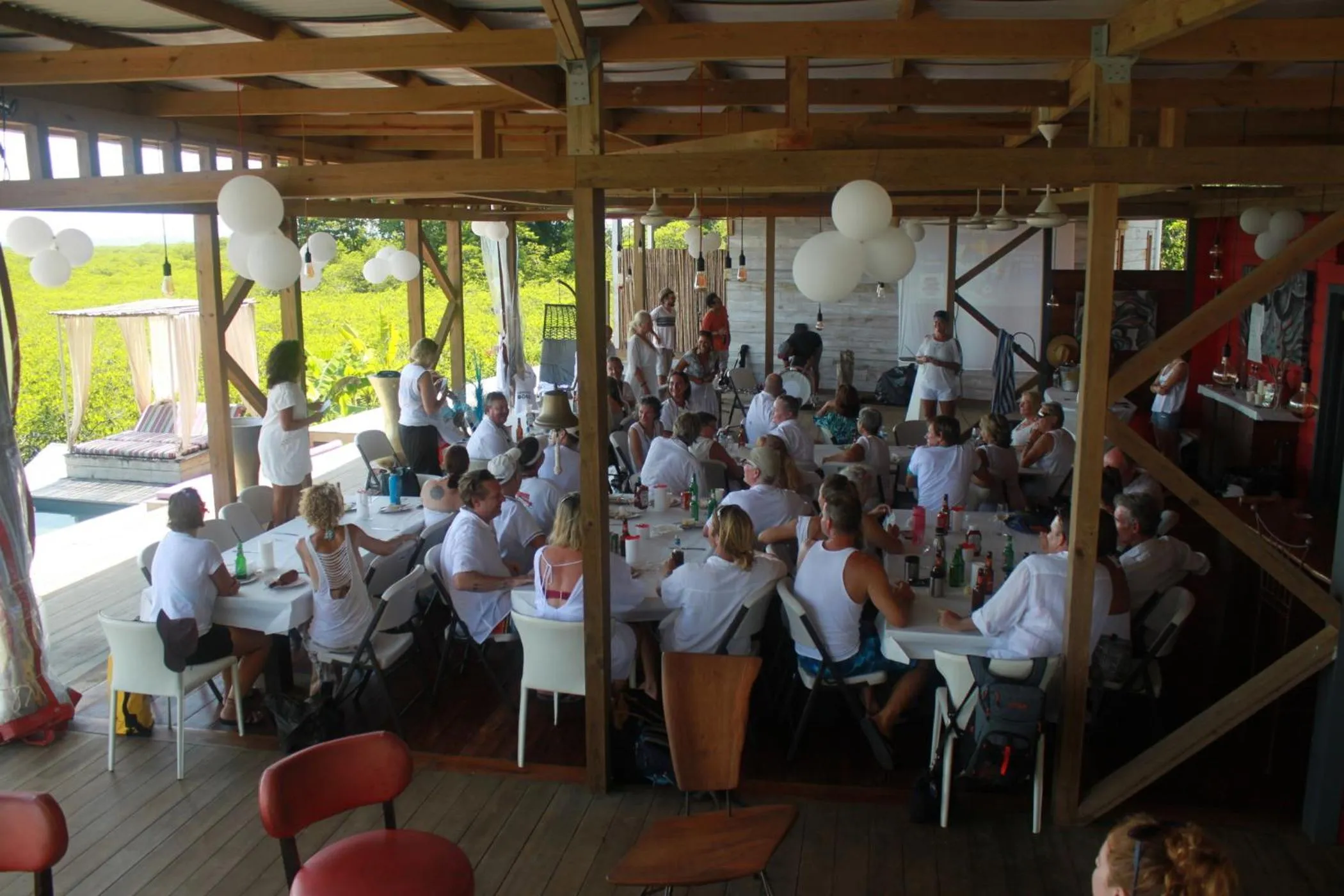 Restaurant/places to eat in Villa F&B