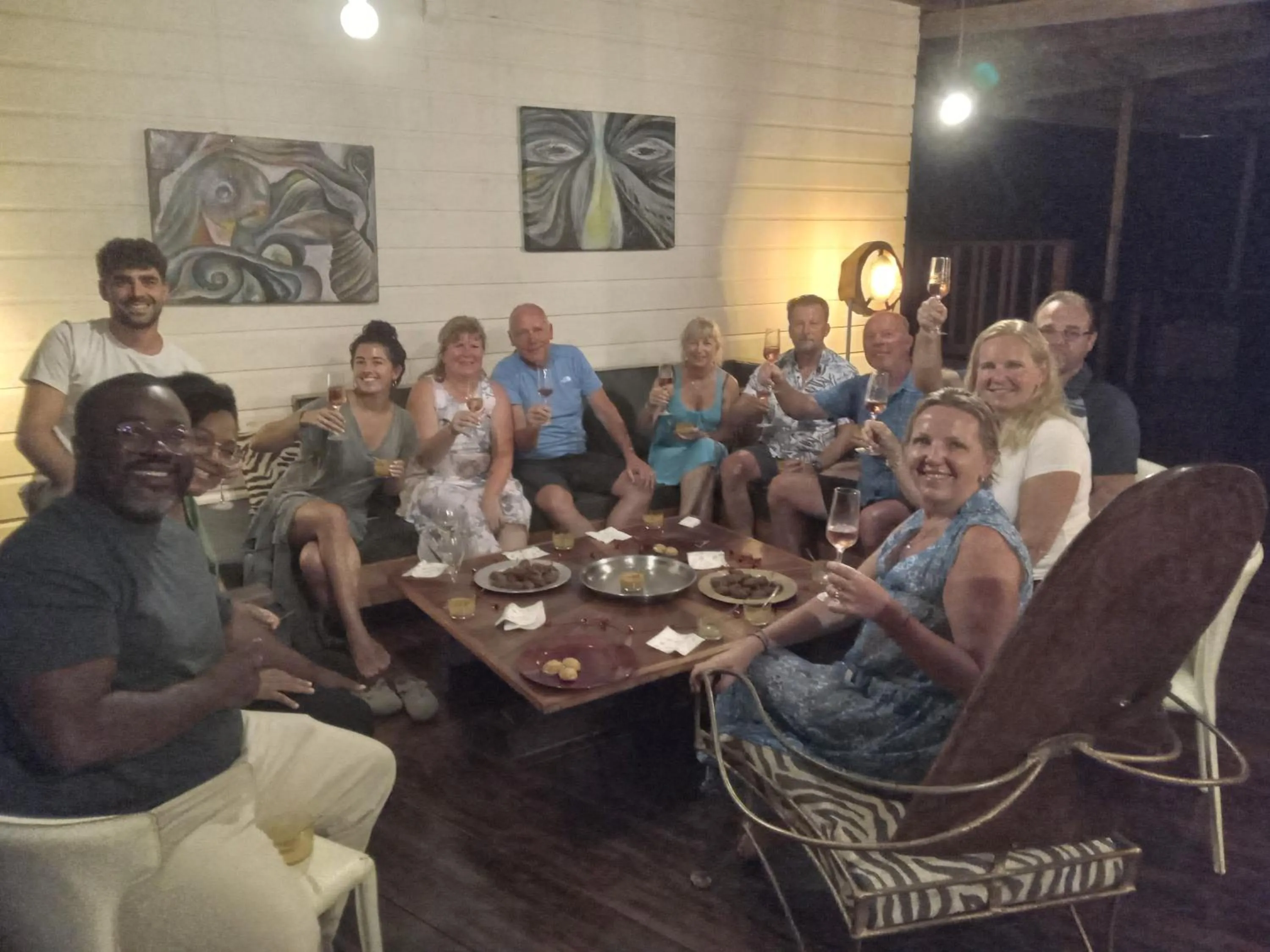 Restaurant/places to eat in Villa F&B