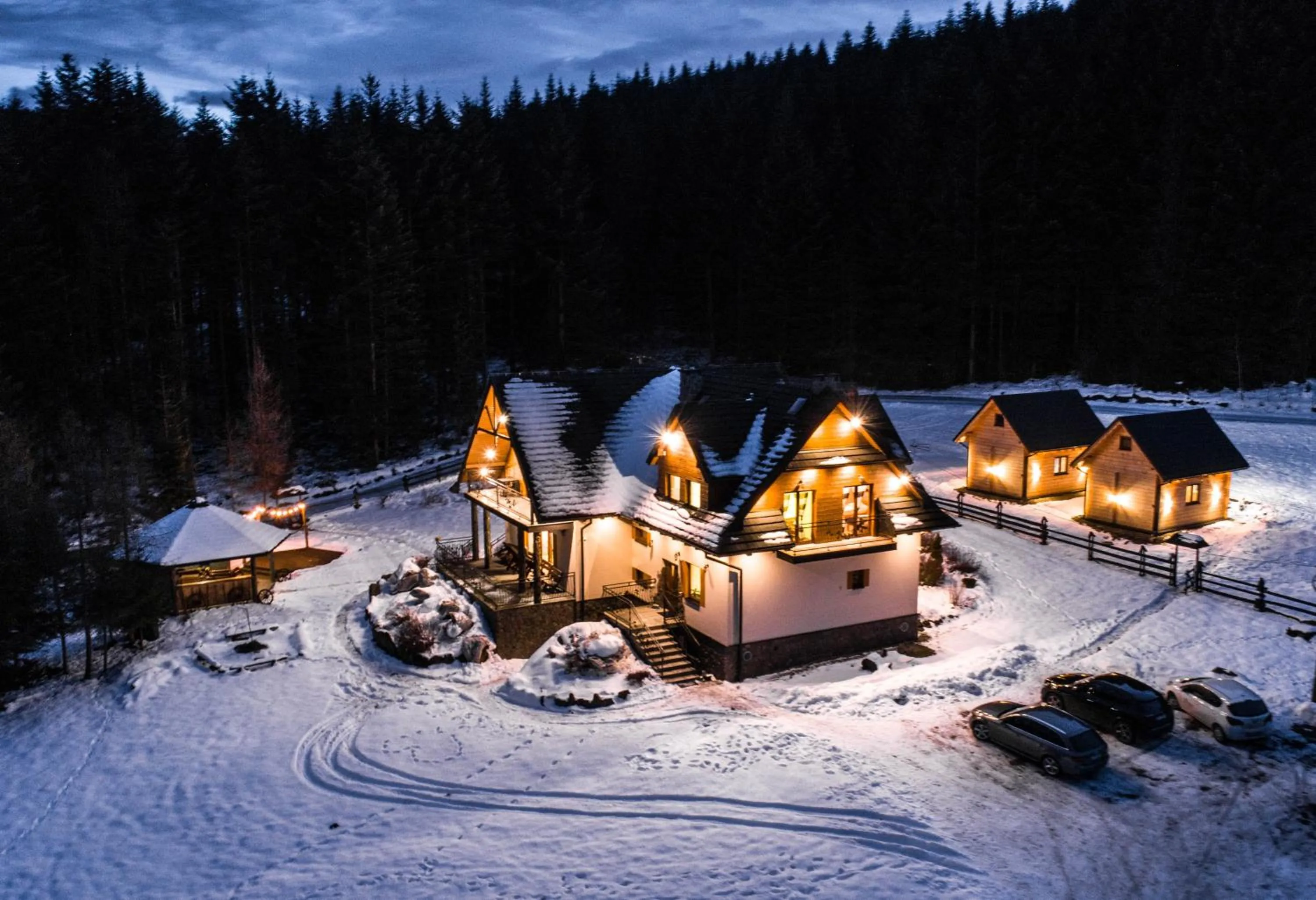 Property building in Chata "na Końcu" Świata