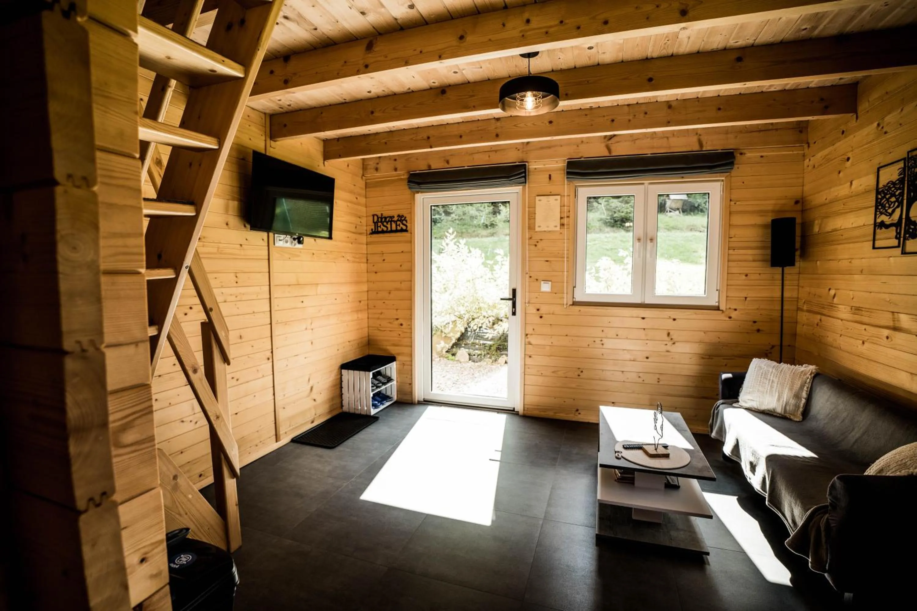 TV and multimedia in Chata "na Końcu" Świata