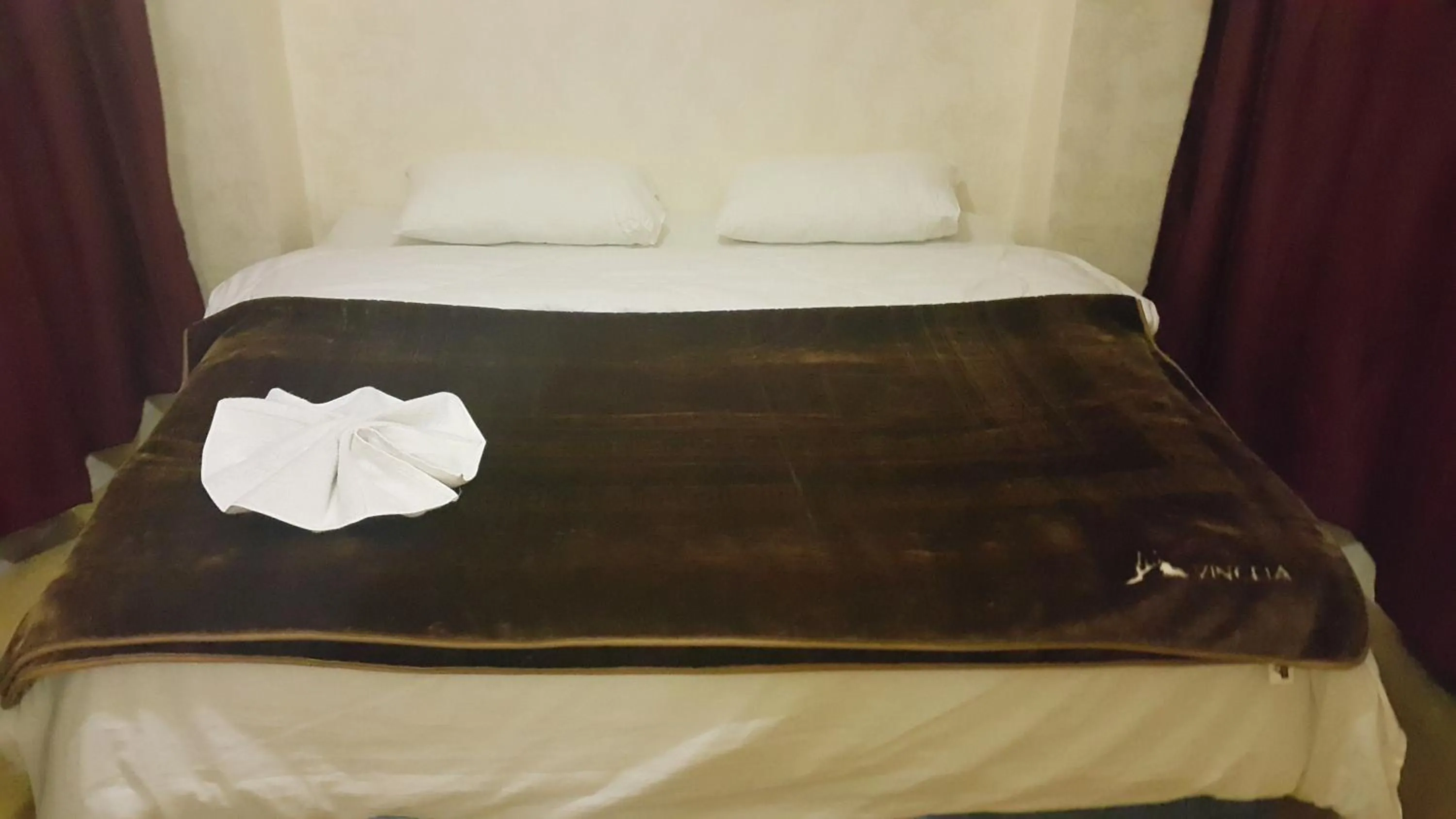 Bedroom in Al-Houriat Hotel