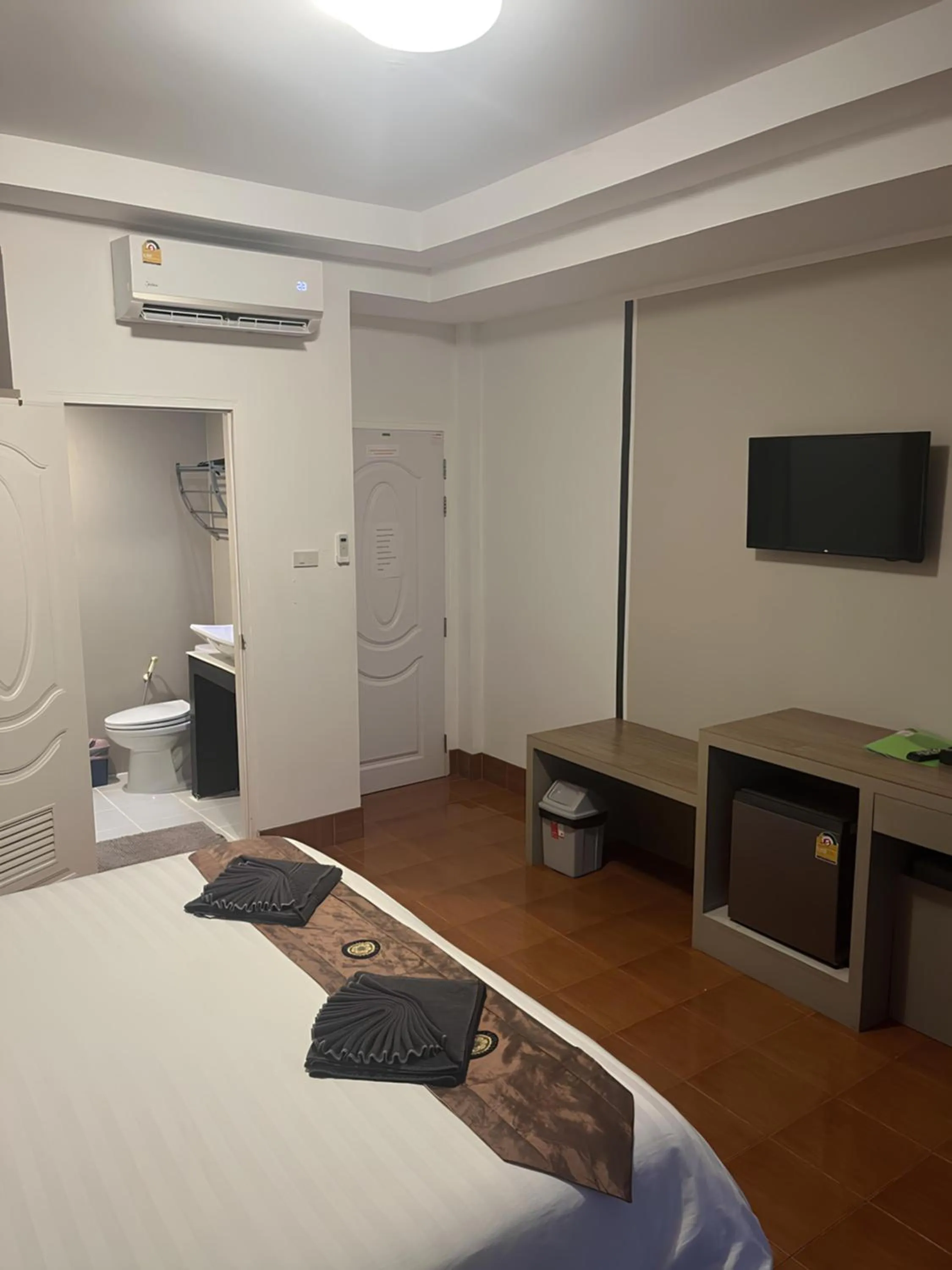 Bed in Tropical Palm