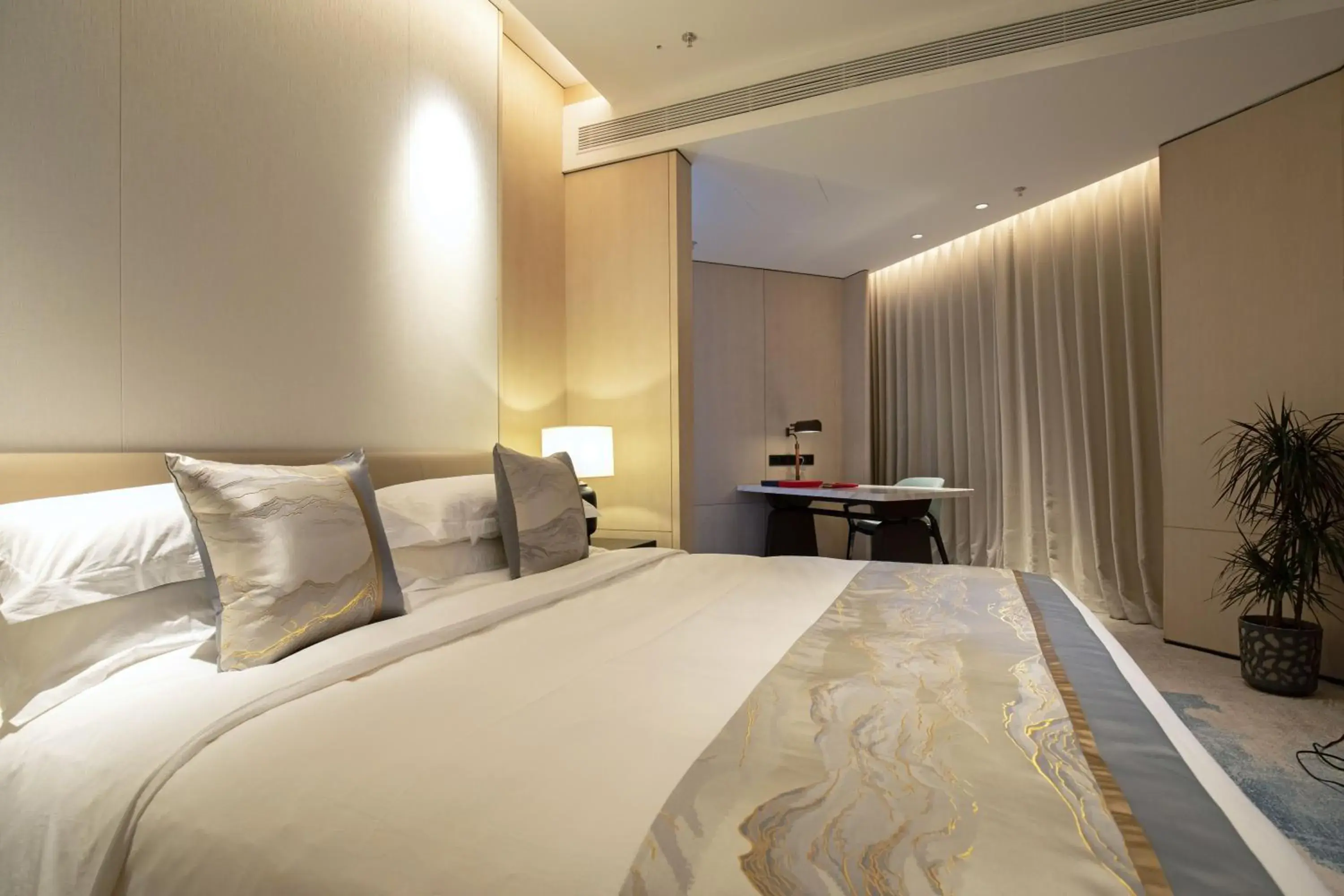 Deluxe Suite in Beijing Palace Soluxe Hotel Astana Deluxe Suite in Beijing Palace Soluxe Hotel Astana