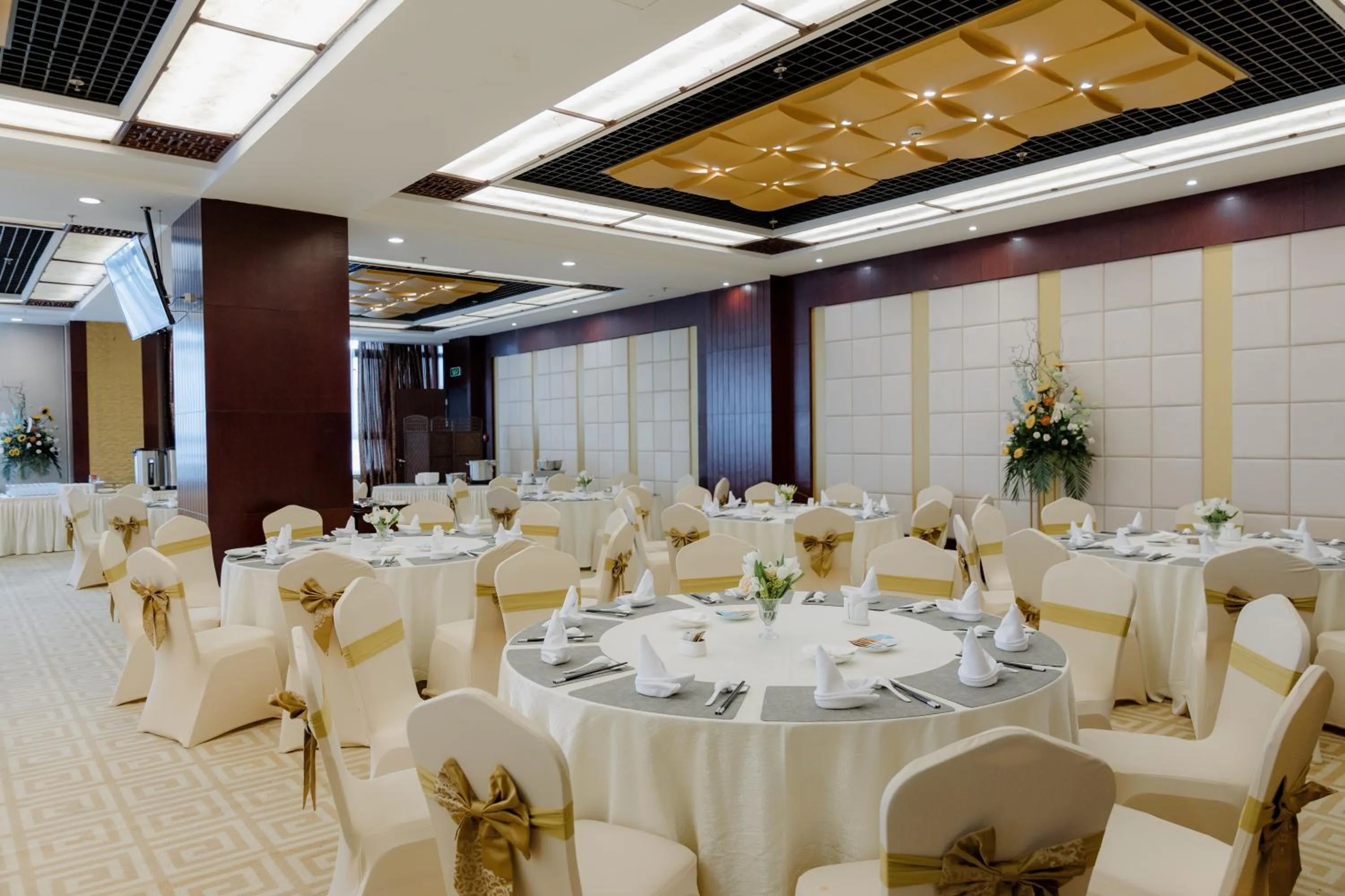 Beijing Palace Soluxe Hotel Astana