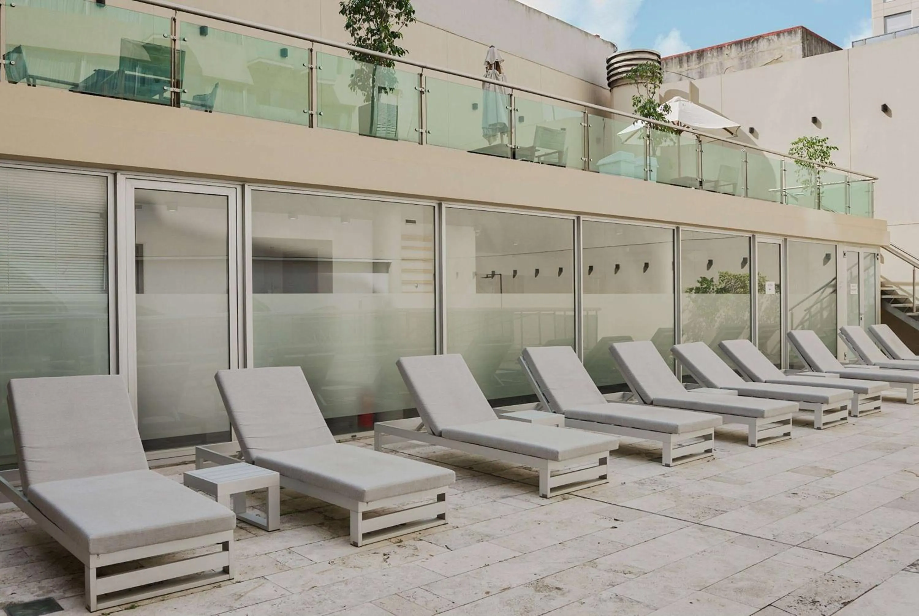 Swimming pool in Dazzler by Wyndham Buenos Aires Recoleta