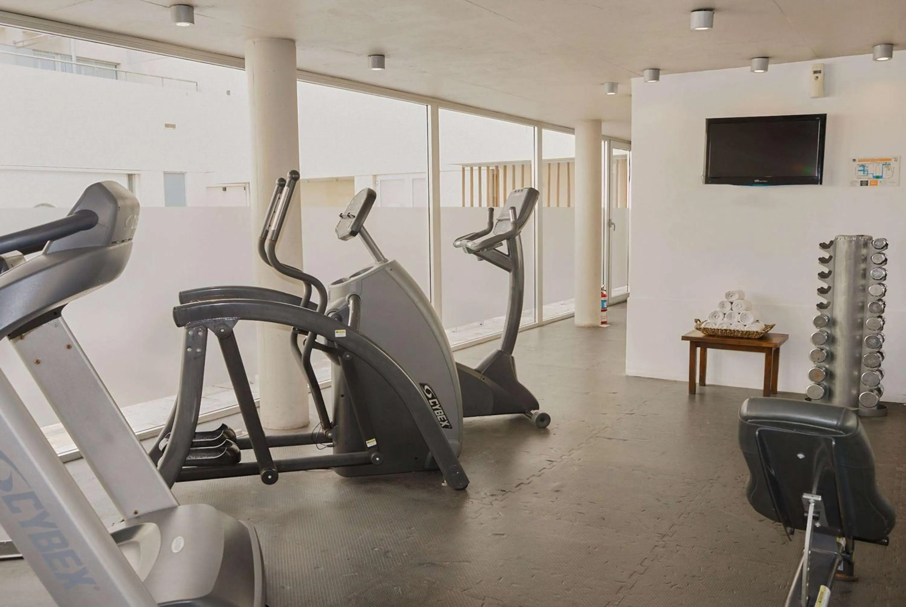 Fitness centre/facilities in Dazzler by Wyndham Buenos Aires Recoleta