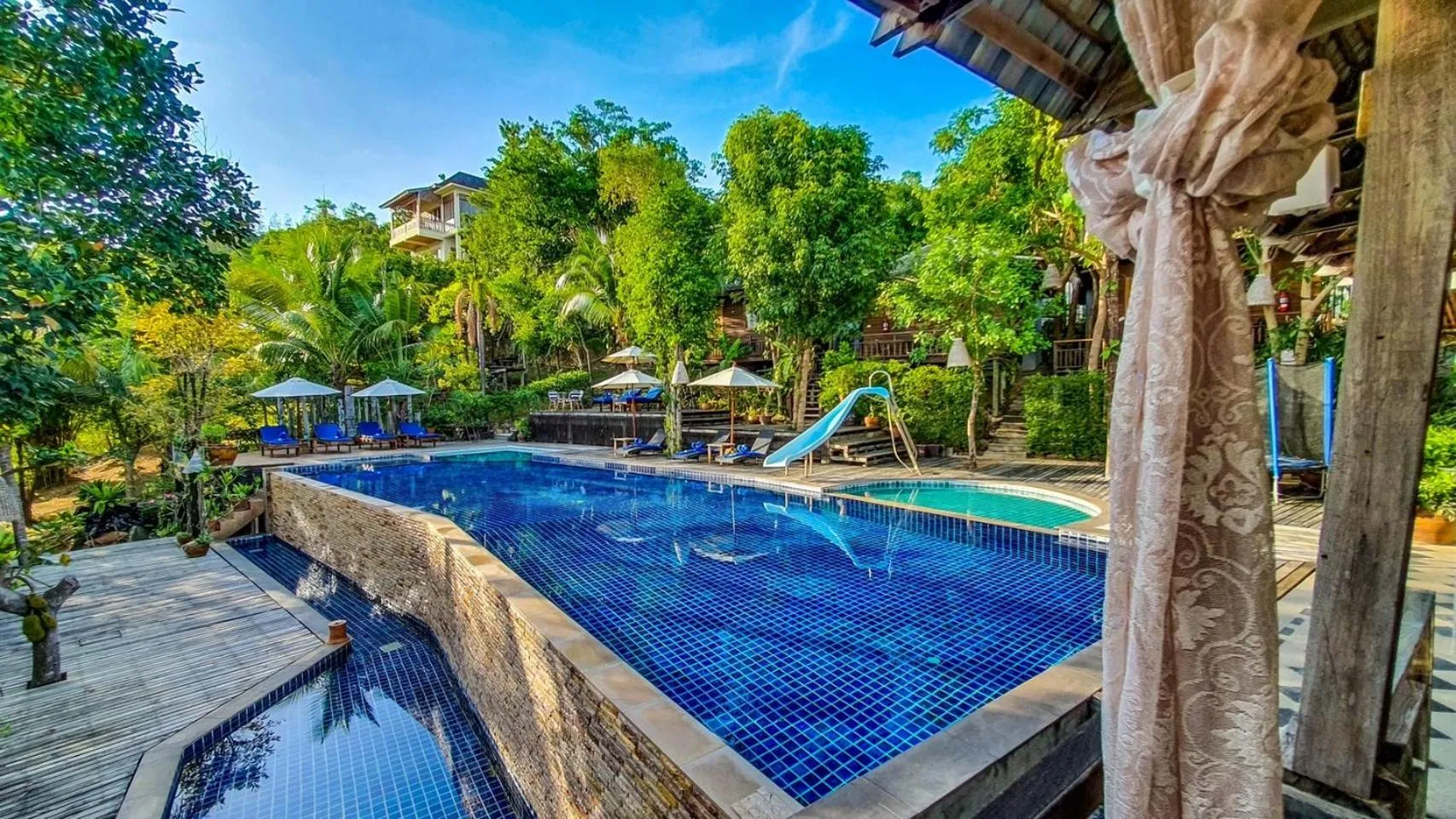 Swimming Pool in Chaweng Park Place