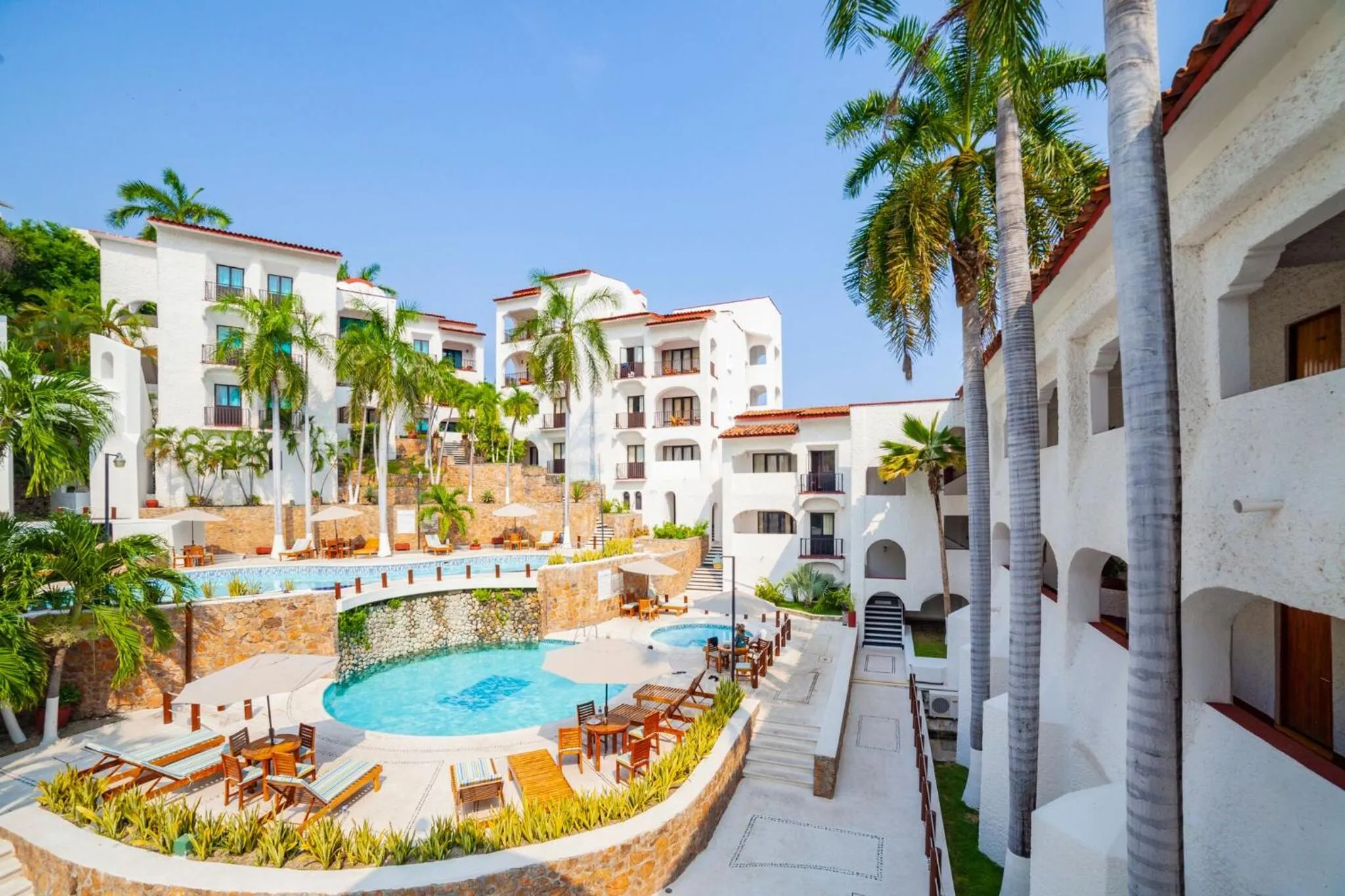 Property building in Hotel Marina Resort & Beach Club