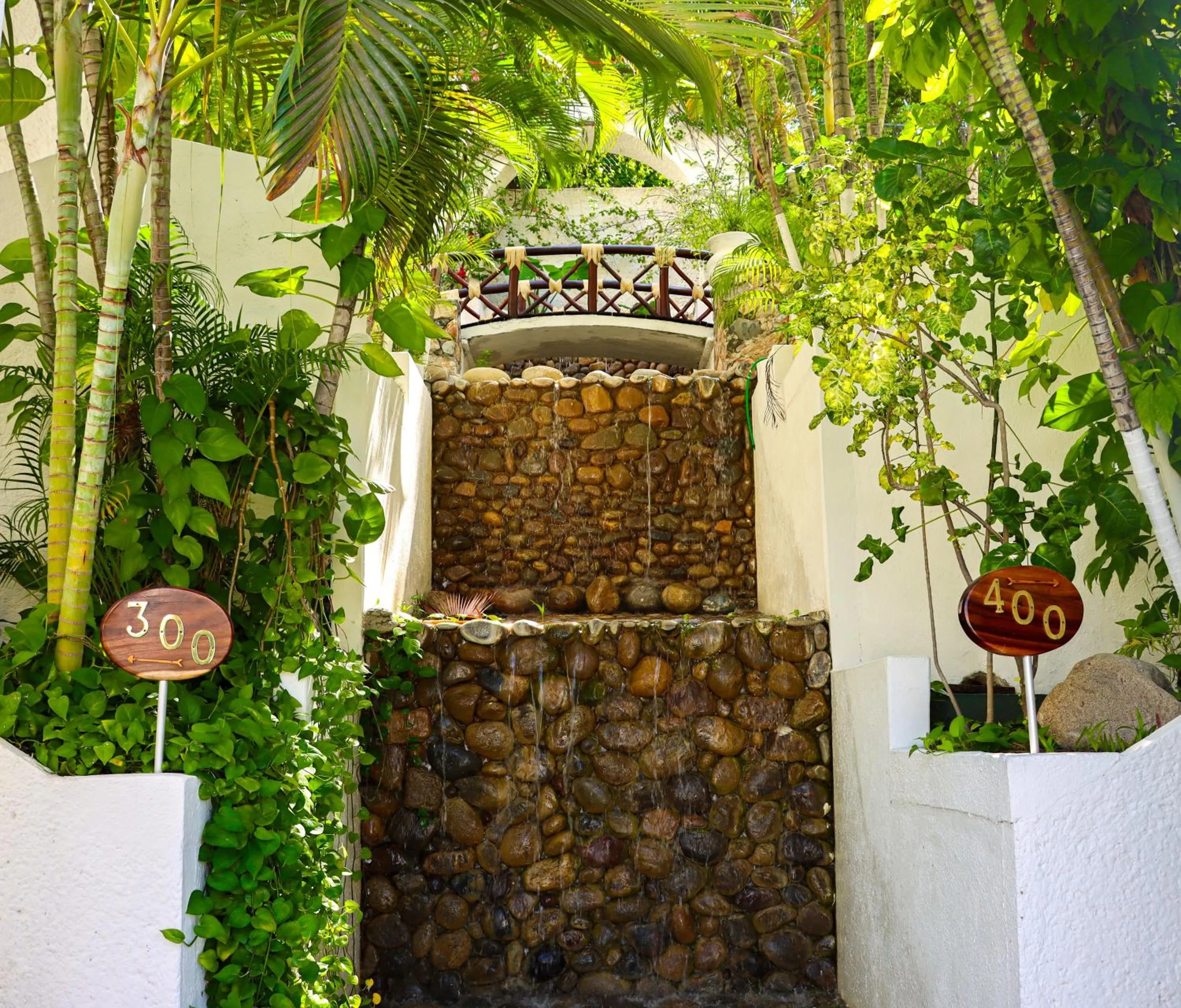 Property building in Hotel Marina Resort & Beach Club