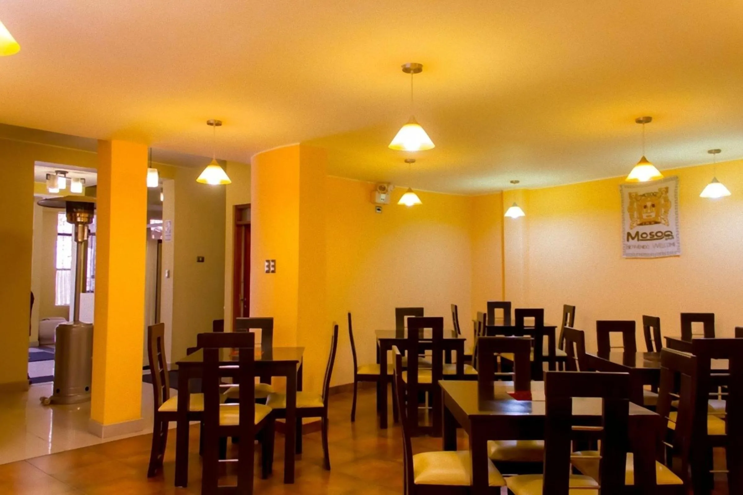 Restaurant/places to eat in Mosoq Inn