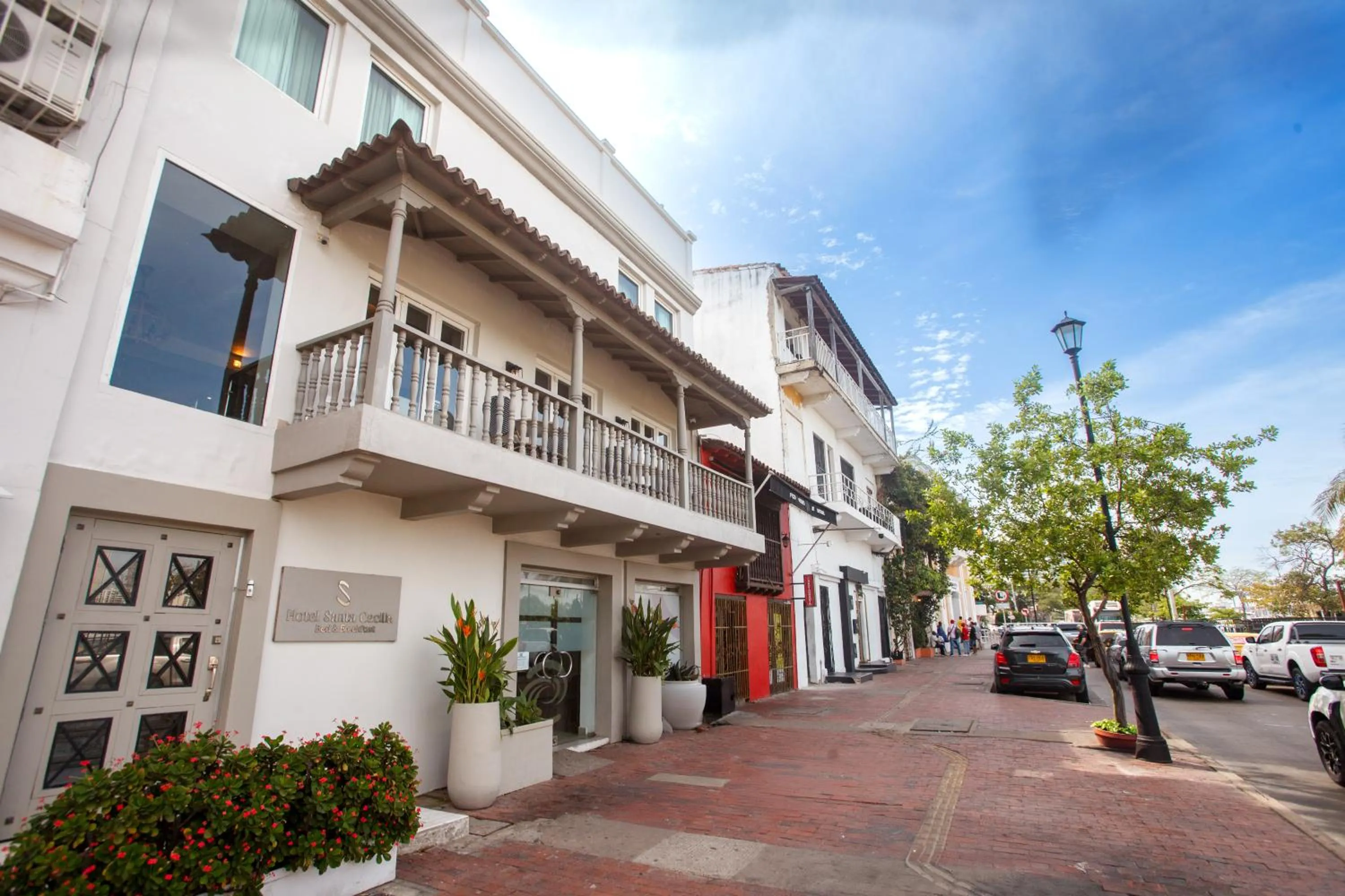 Property building in Hotel Santa Cecilia B&B