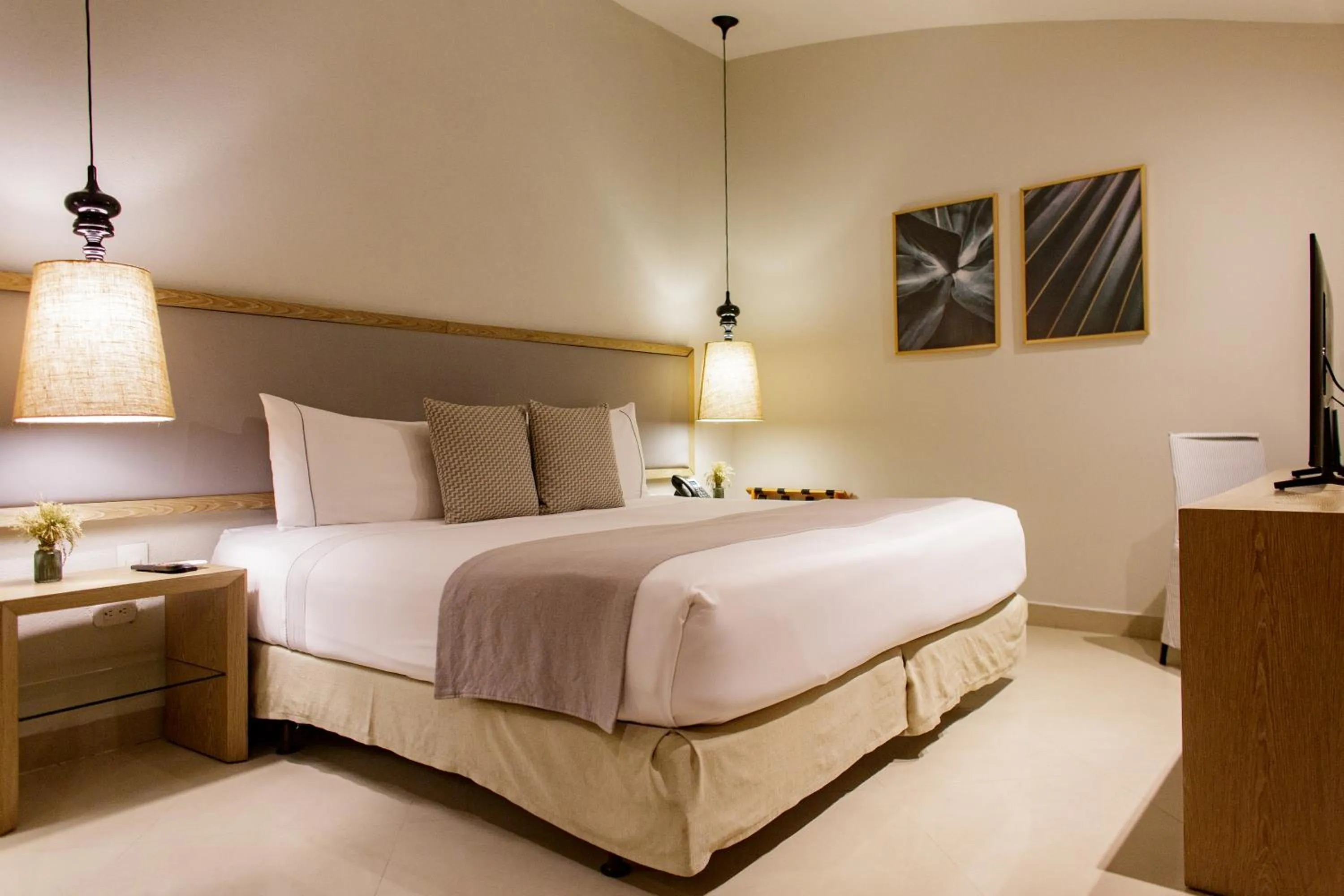 Photo of the whole room, Bed in Hotel Santa Cecilia B&B