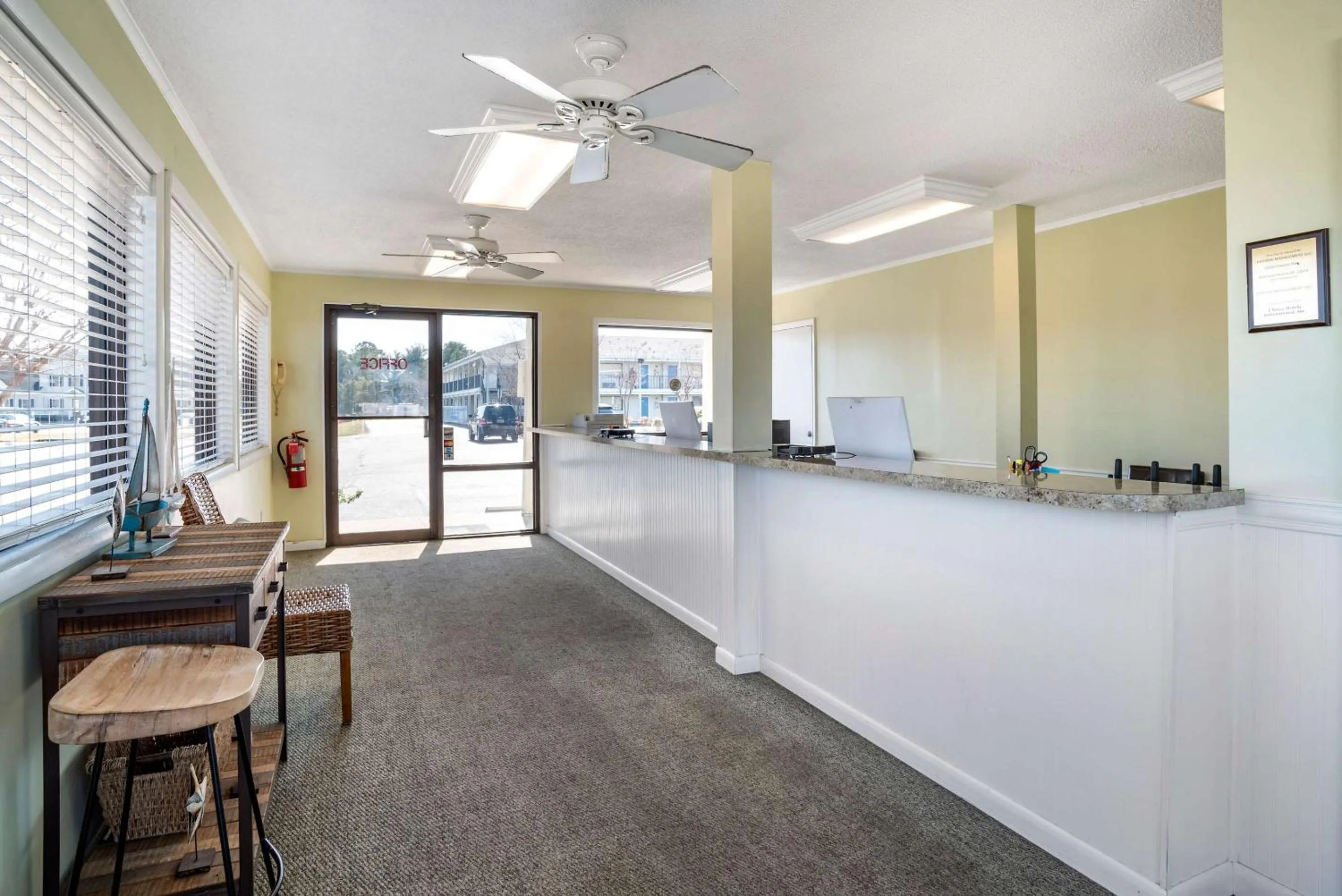 Lobby or reception in Rodeway Inn & Suites Rehoboth Beach