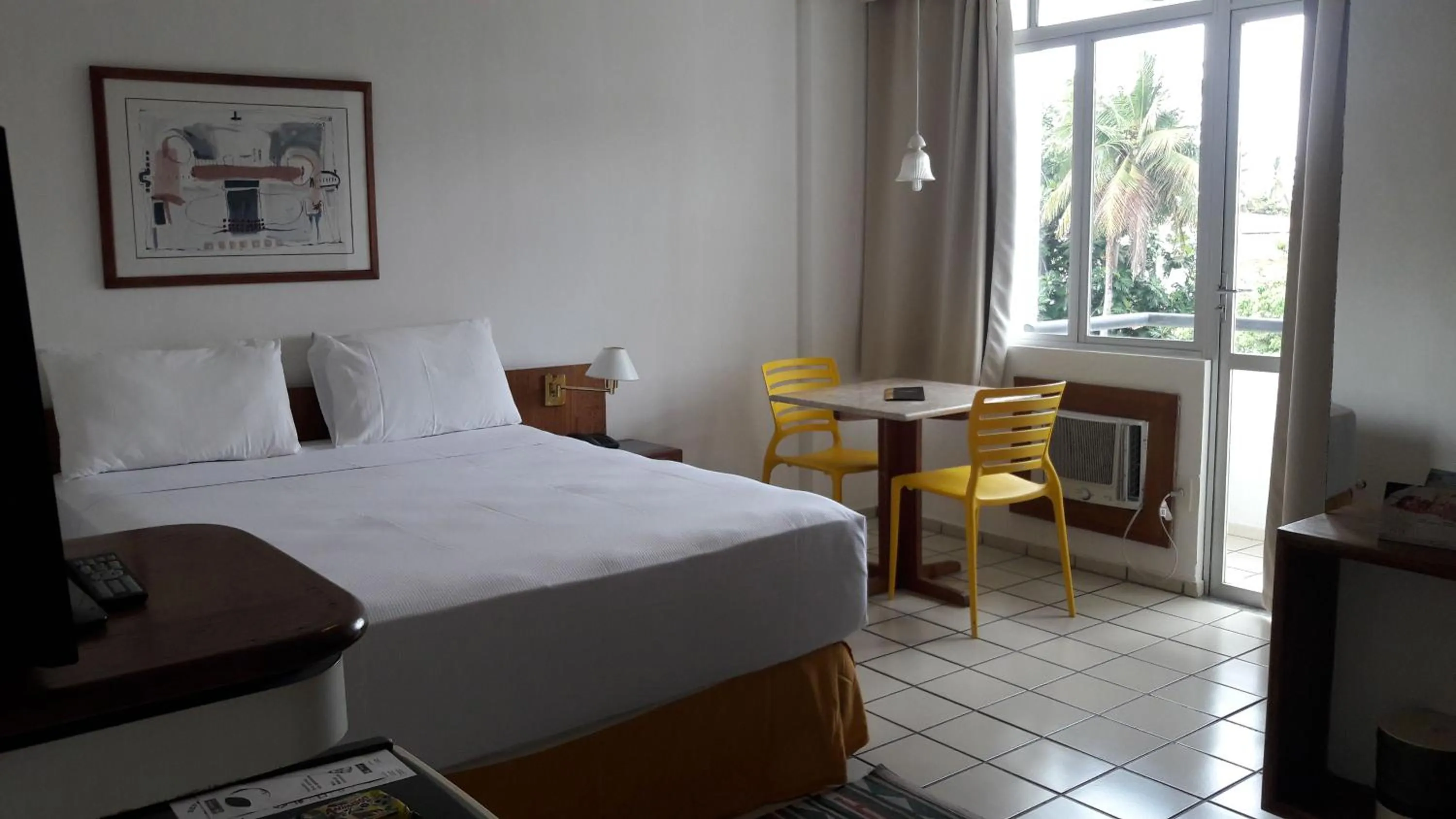 Bed in Xênius Hotel