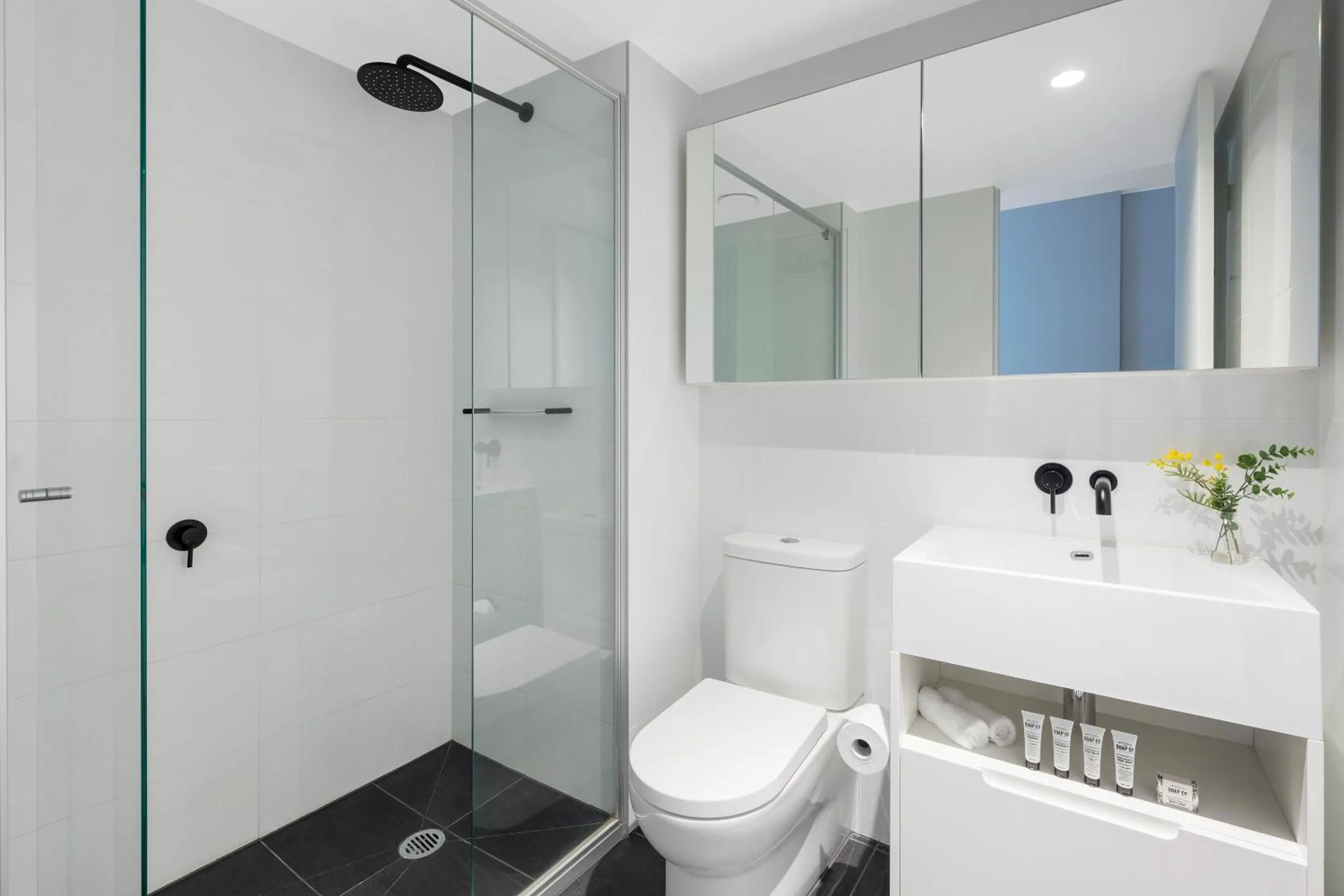 Shower in Imagine Lighthouse