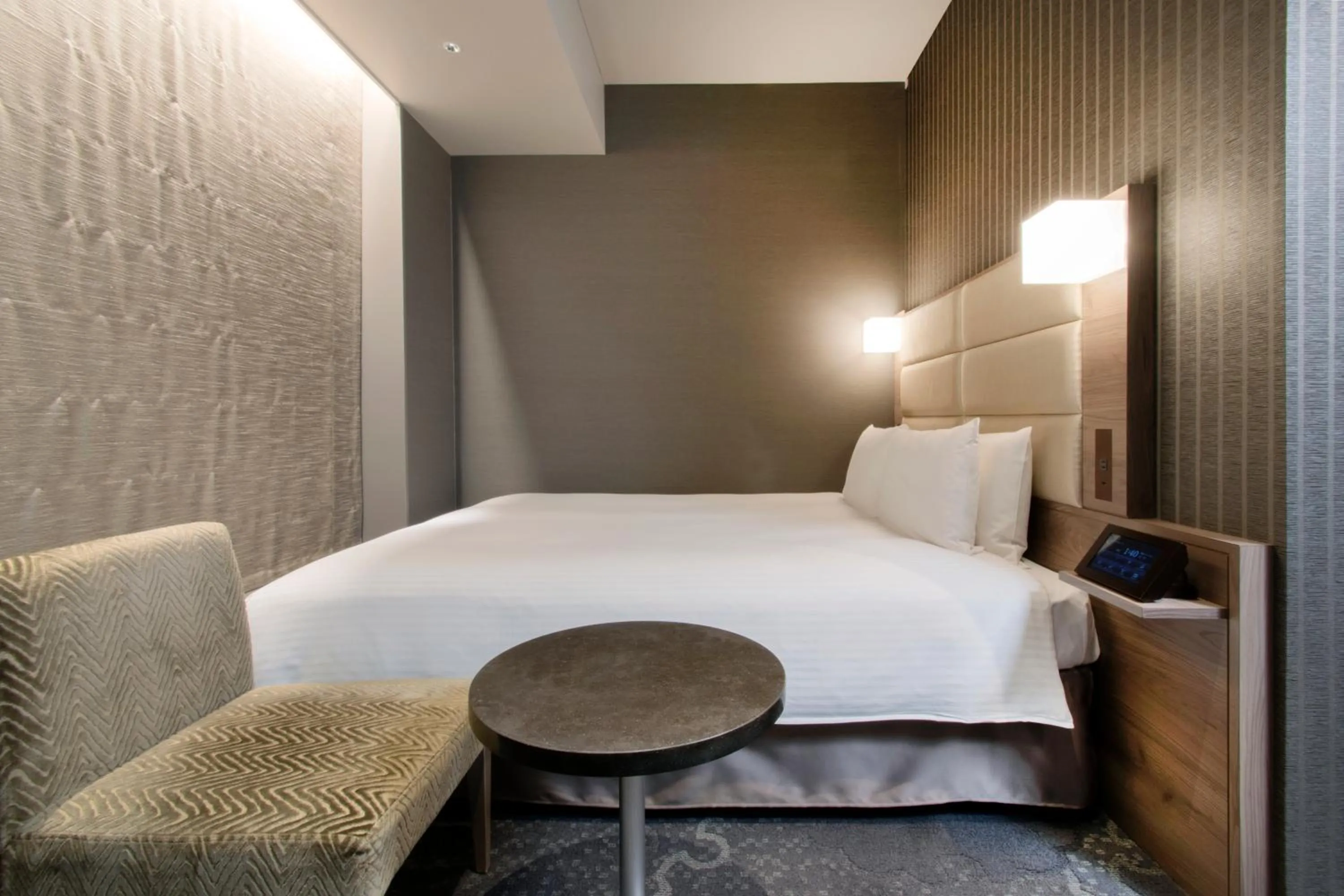 Bedroom, Bed in Hotel Keihan Tsukiji Ginza Grande