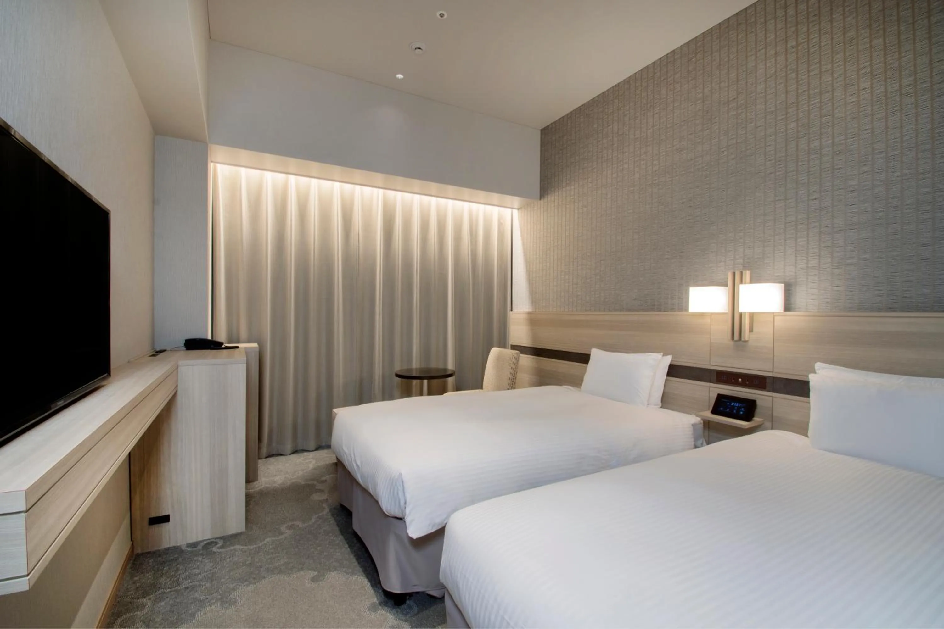 Bed in Hotel Keihan Tsukiji Ginza Grande