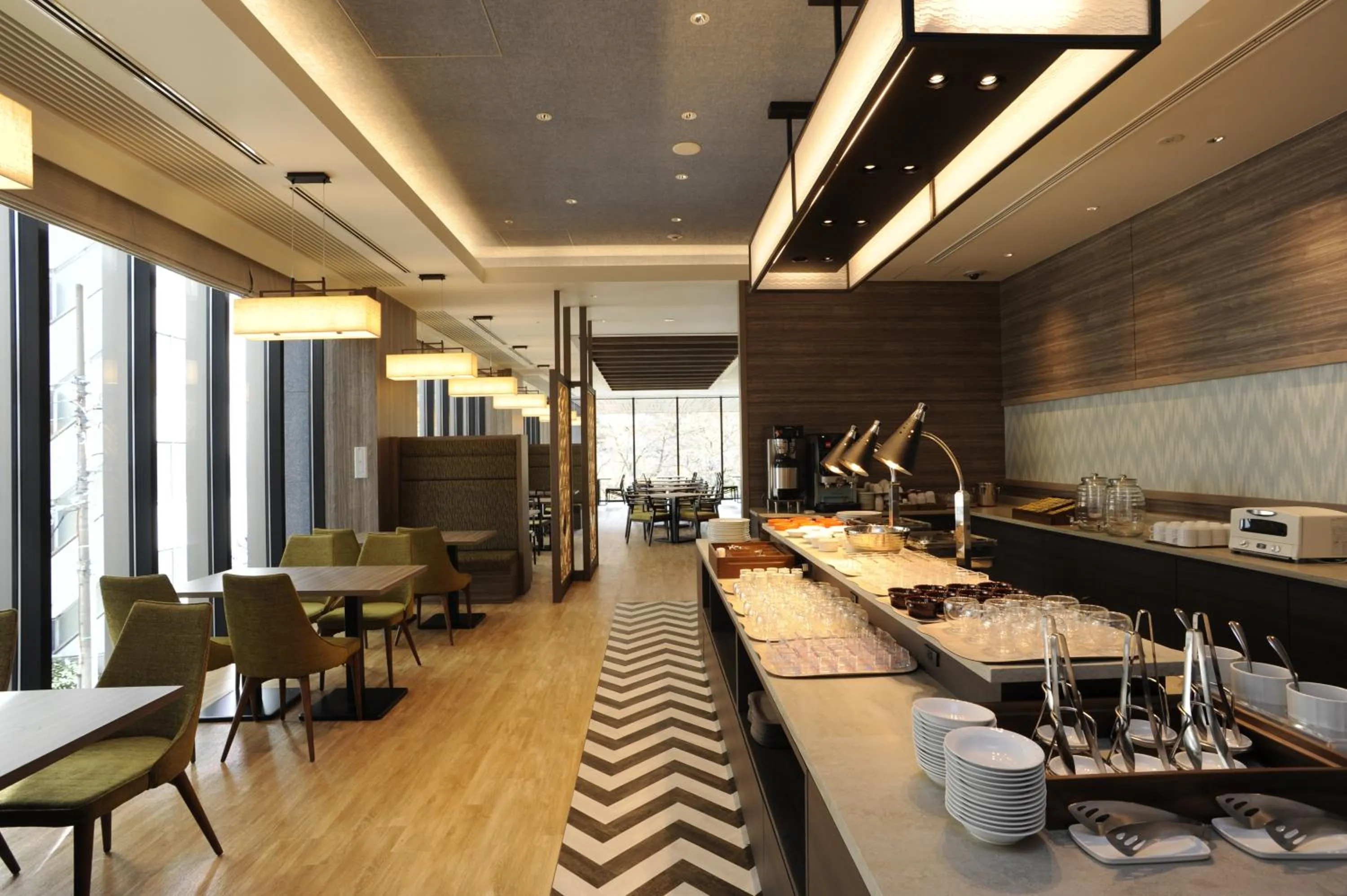 Restaurant/places to eat in Hotel Keihan Tsukiji Ginza Grande