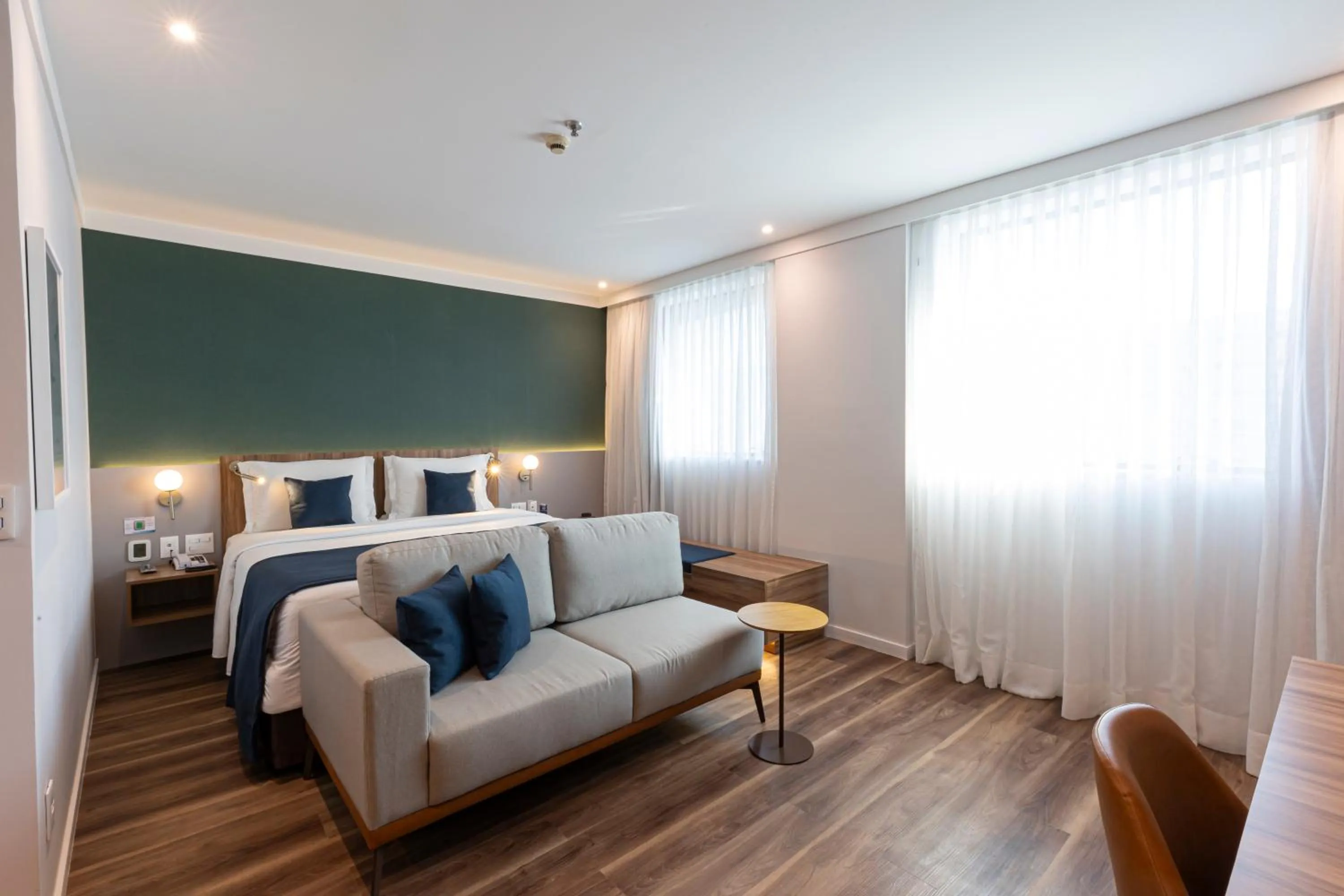 Bed in Blue Tree Premium Faria Lima