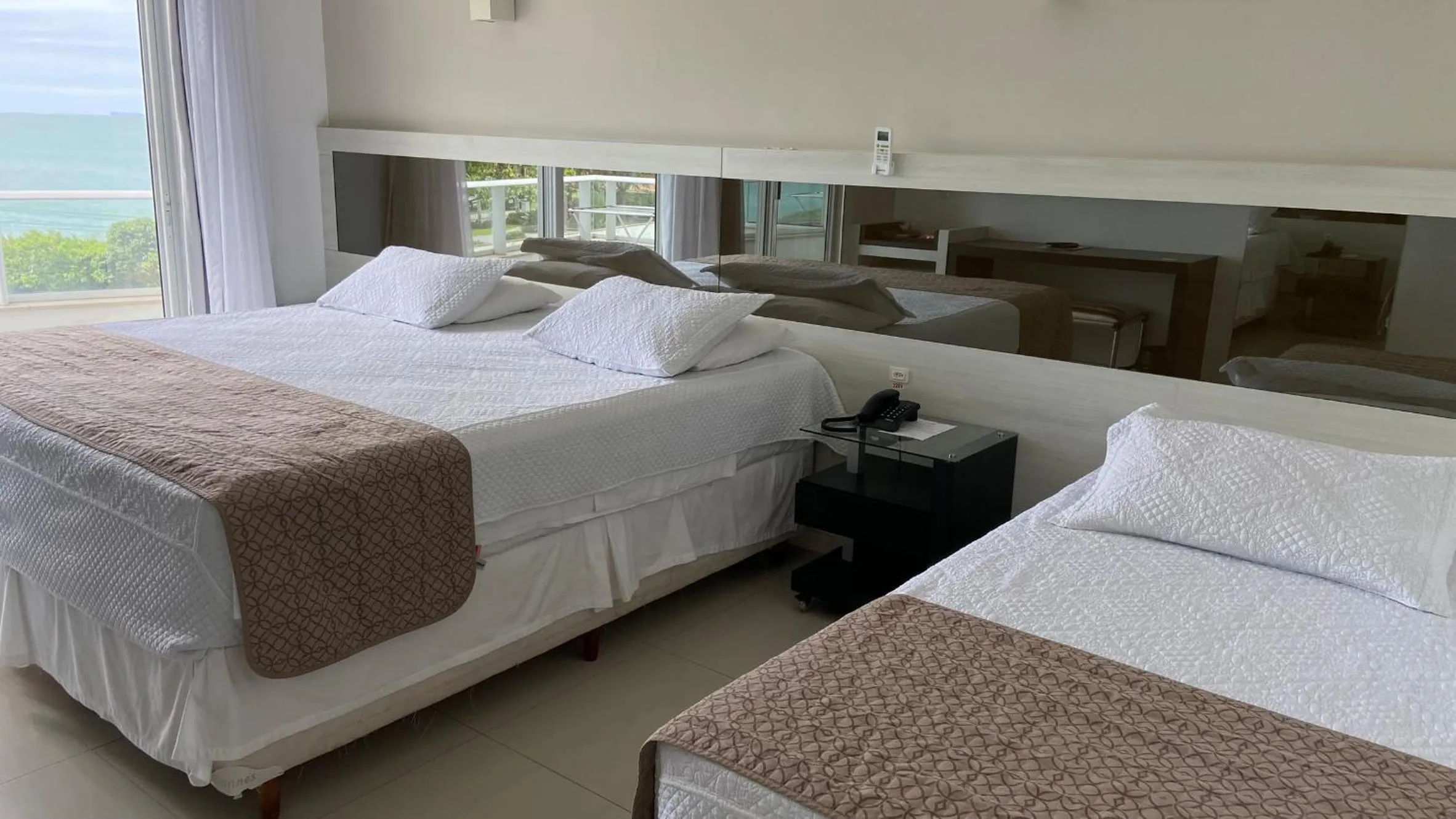 Bed in Reserva Praia Hotel