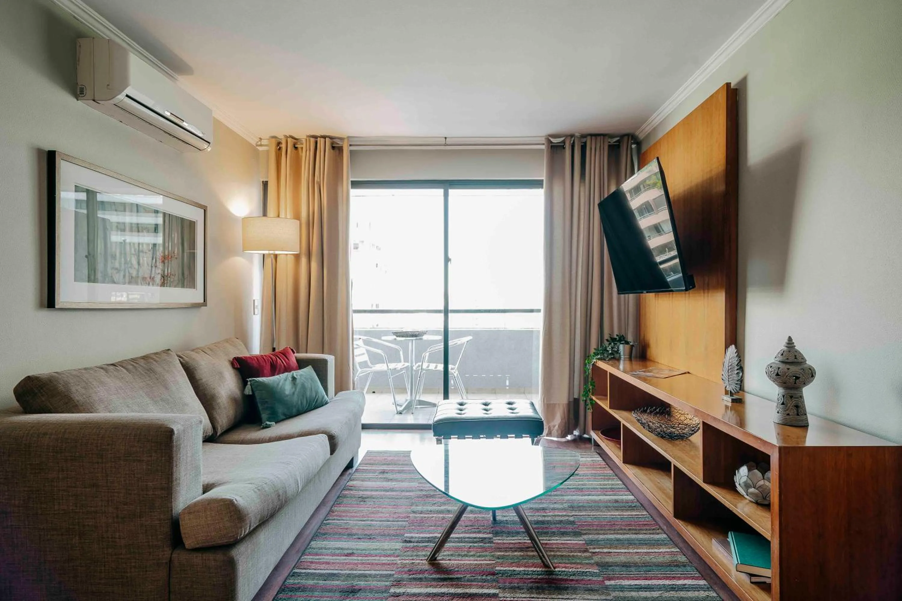 TV and multimedia in Time Stay - Essential Apartments