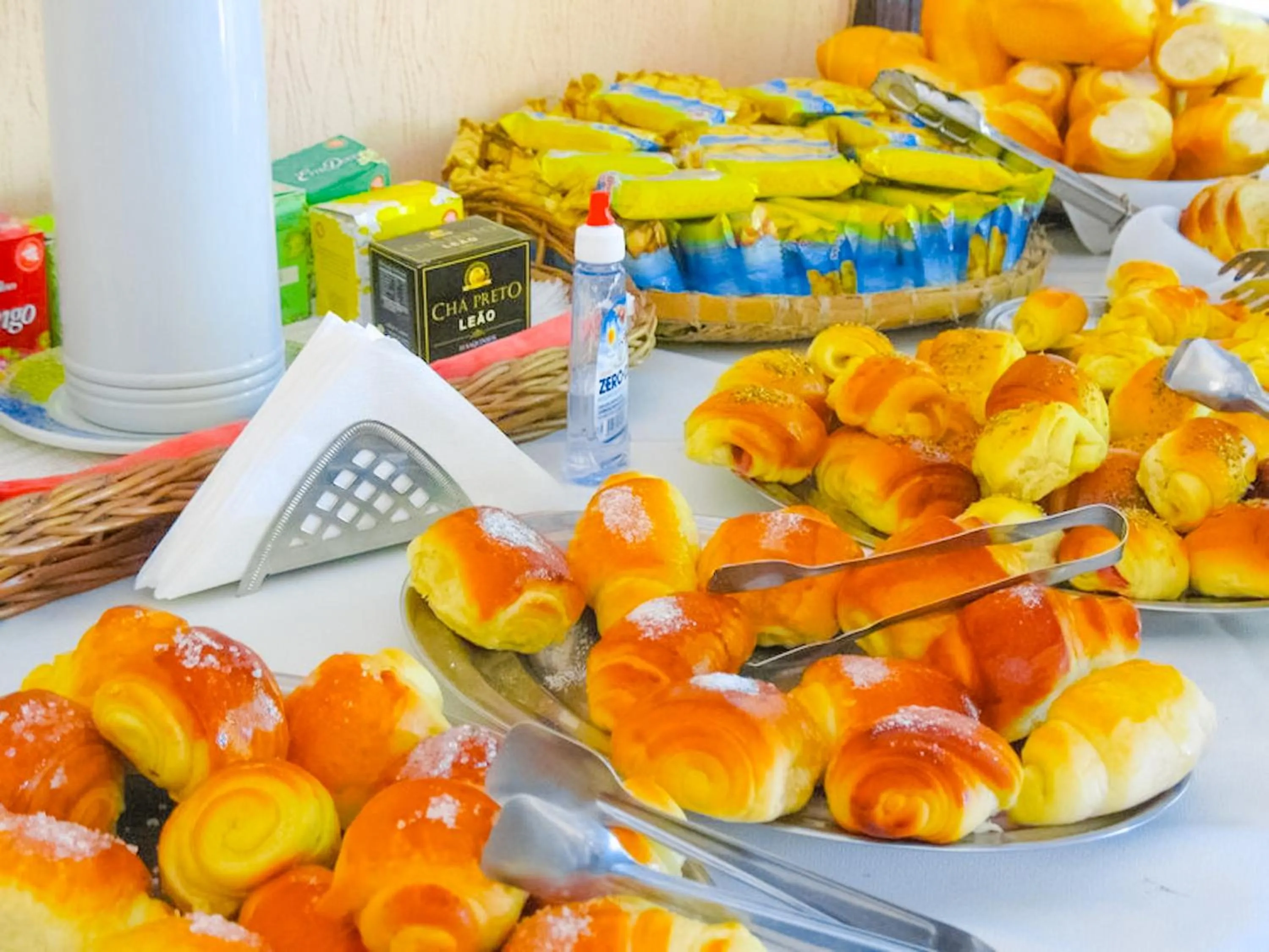 Buffet breakfast in VELINN Pousada dos Marinheiros