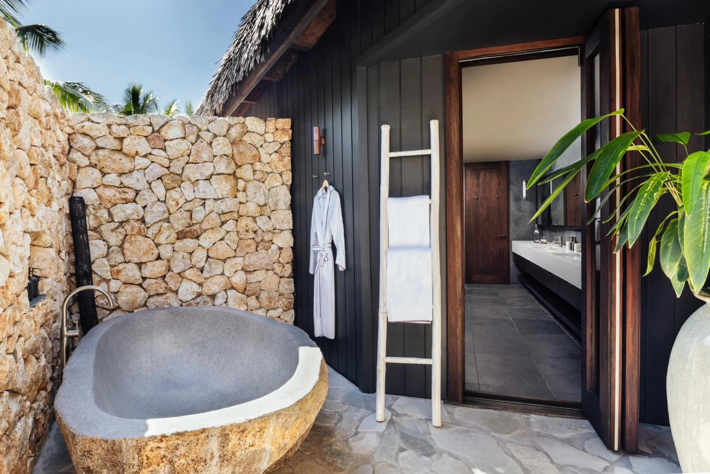 Bathroom, Bed in Six Senses Fiji