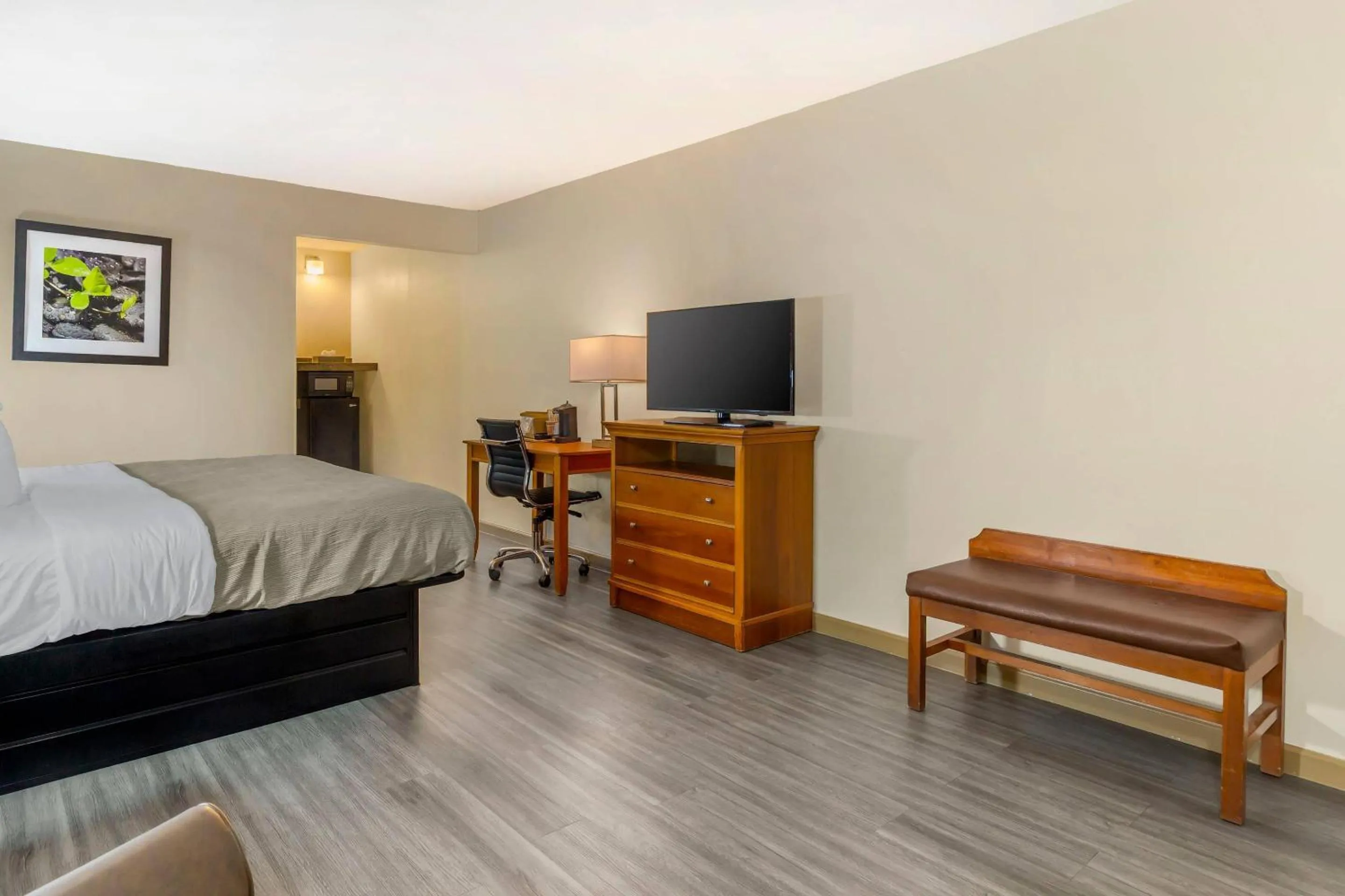 Bedroom, Bed in Quality Inn Lumberton North