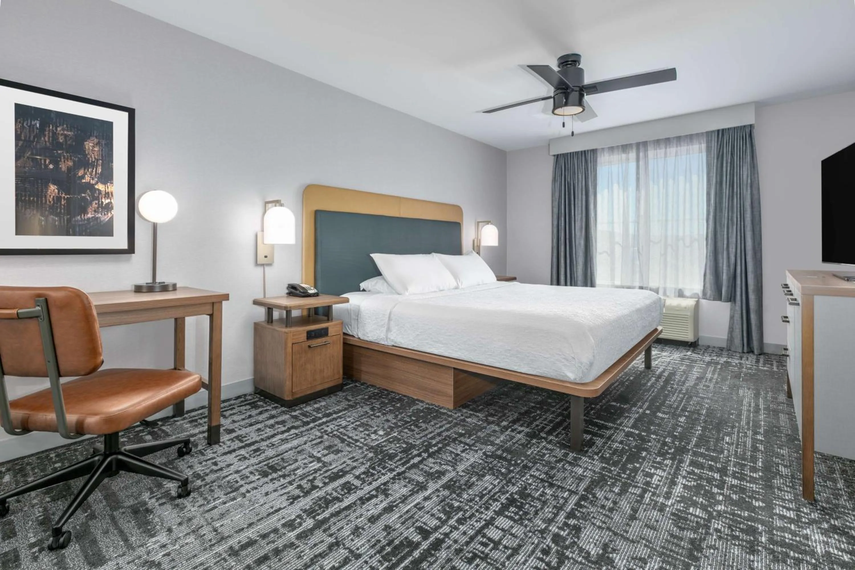 Bedroom, Bed in Homewood Suites - Rock Springs