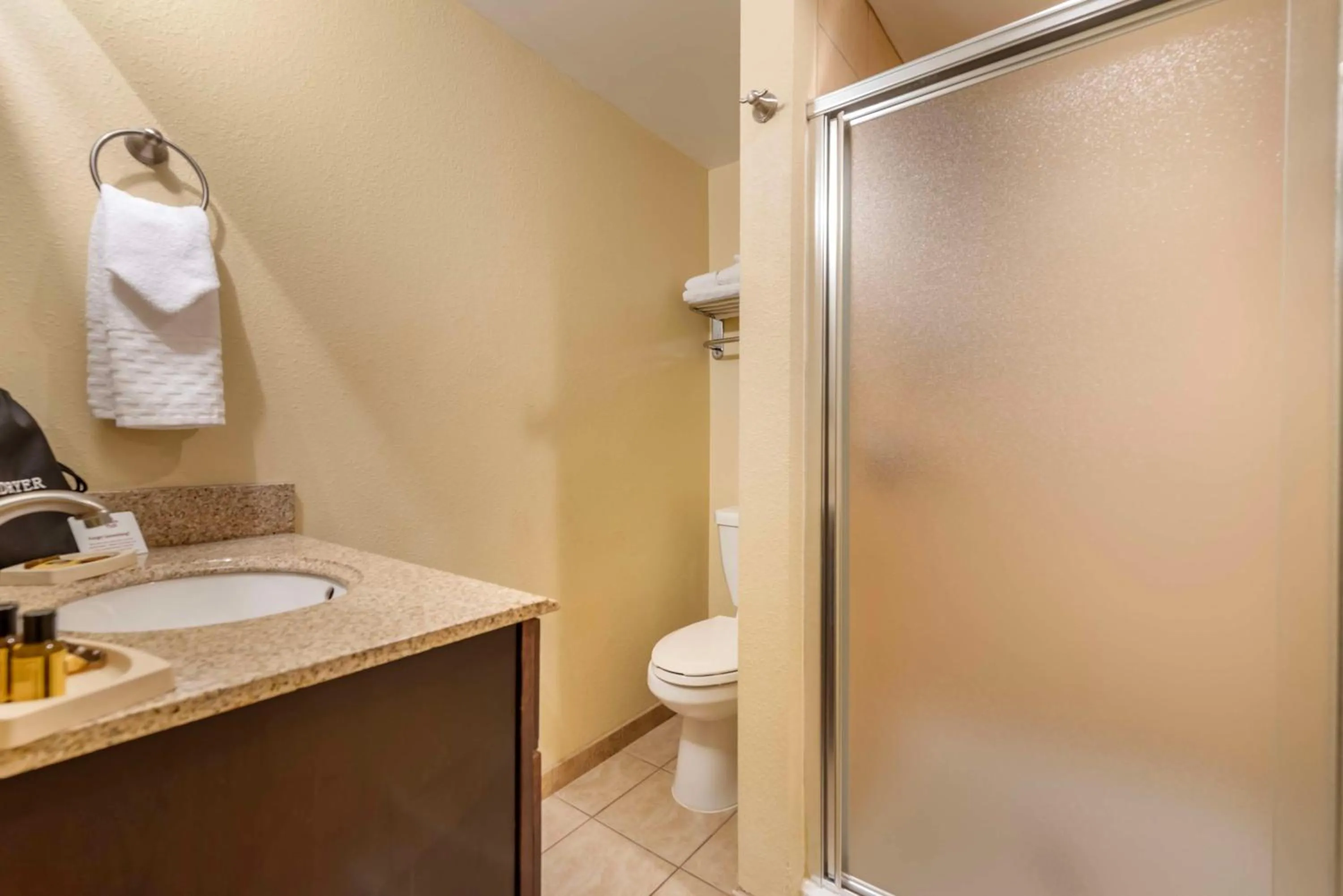 Bathroom in Best Western Plus Bridgeport Inn