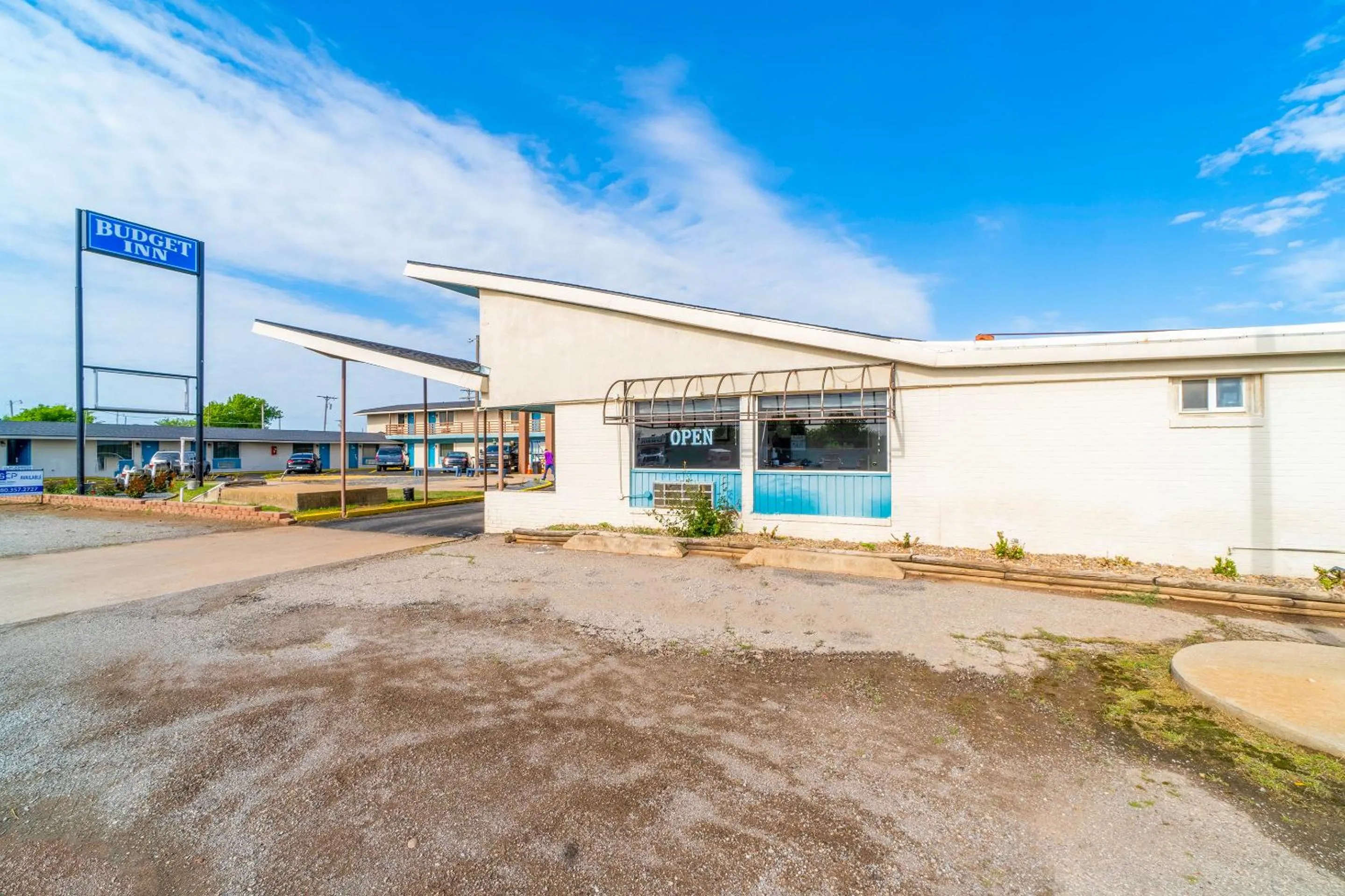 Facade/entrance in Budget Inn by OYO Frederick US-183