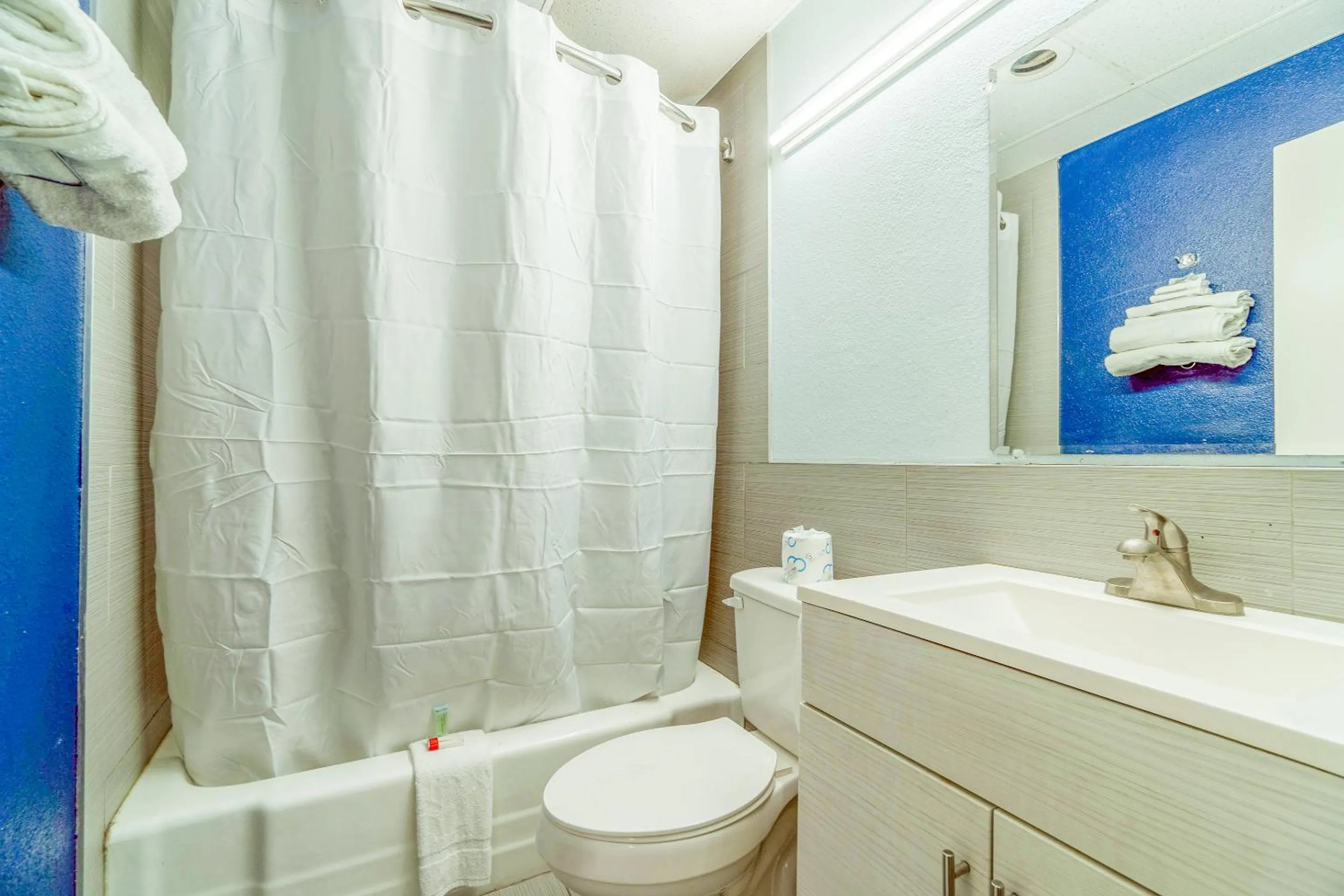 Bathroom in Budget Inn by OYO Frederick US-183