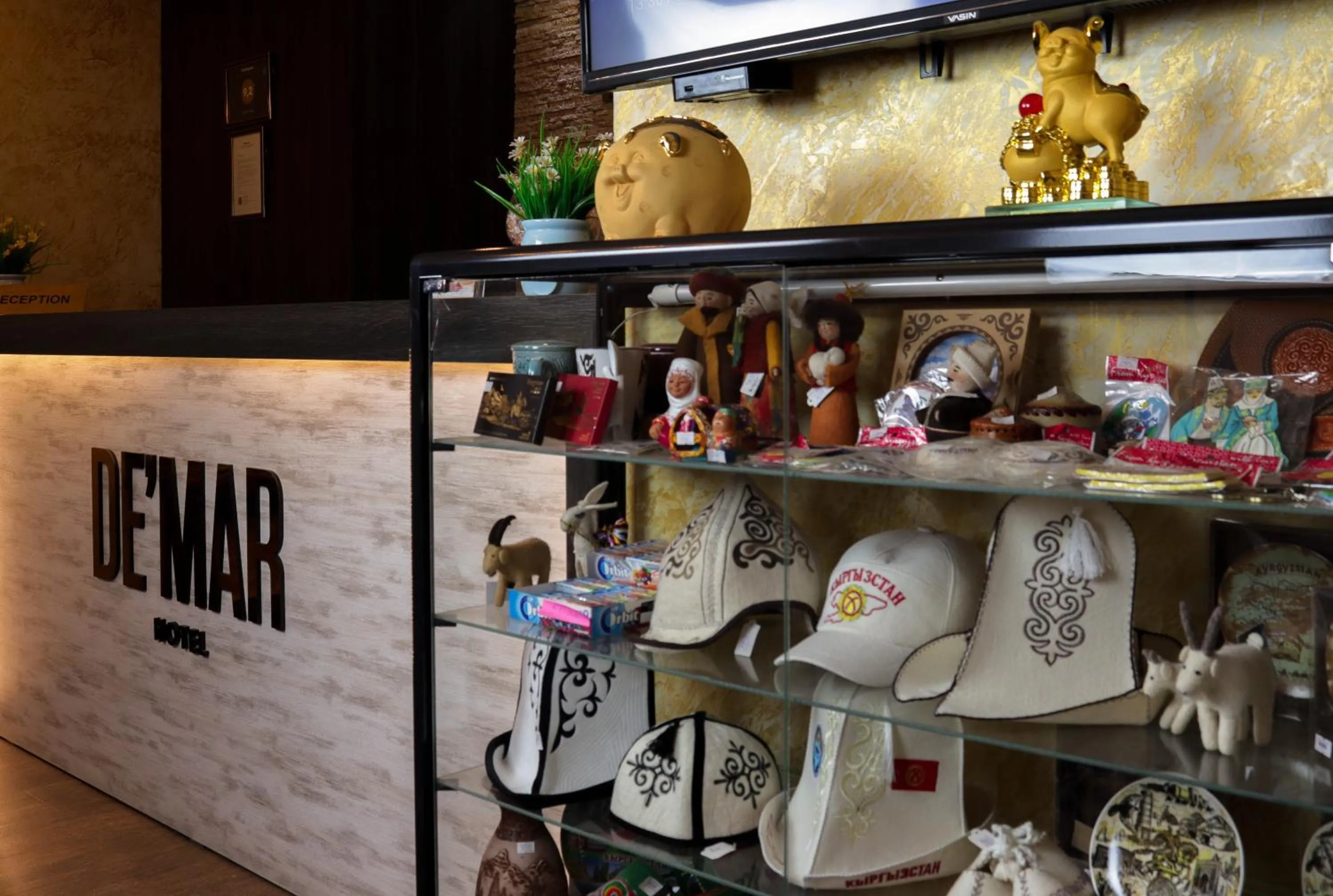 Lobby or reception in De'Mar Hotel