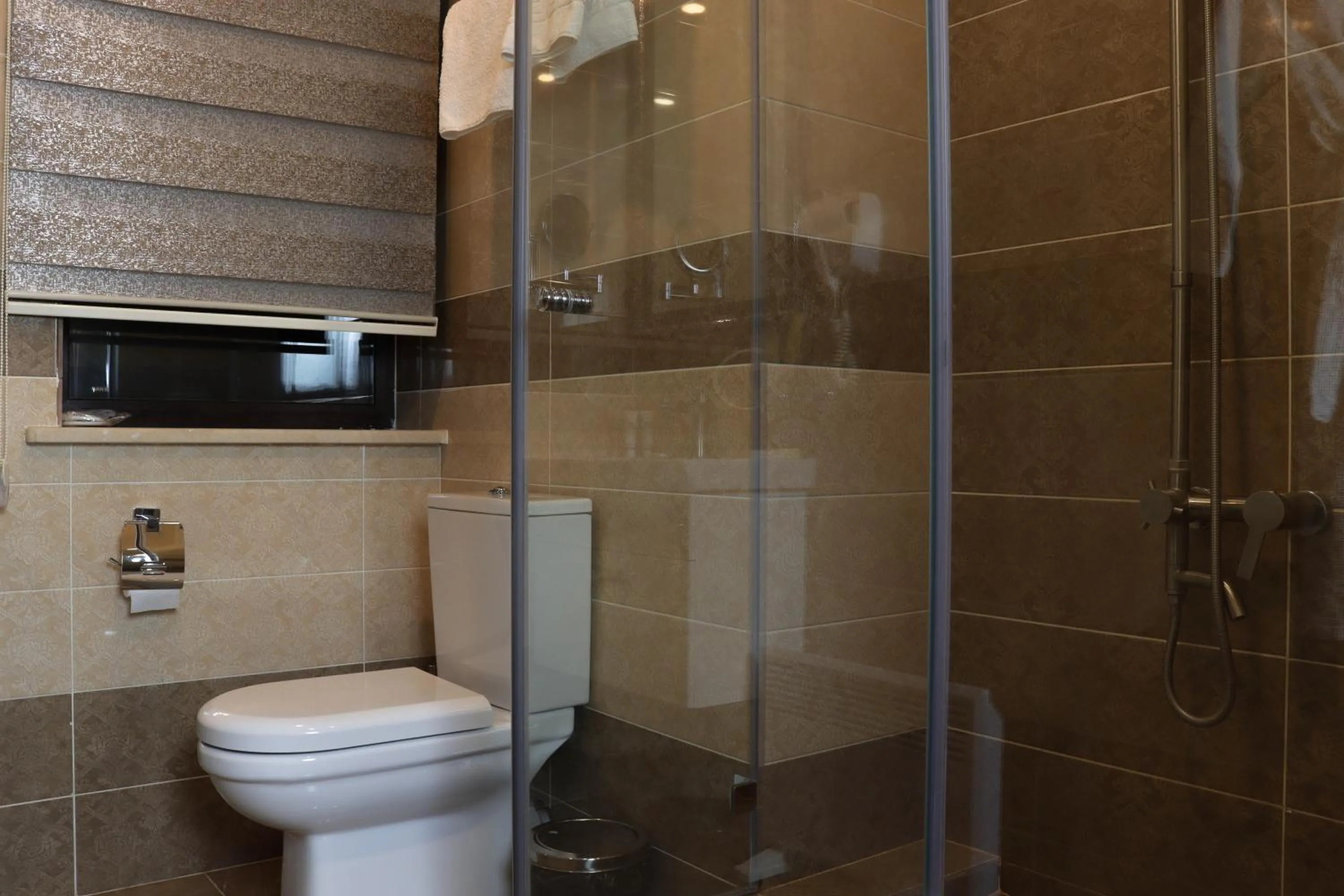 Shower in De'Mar Hotel