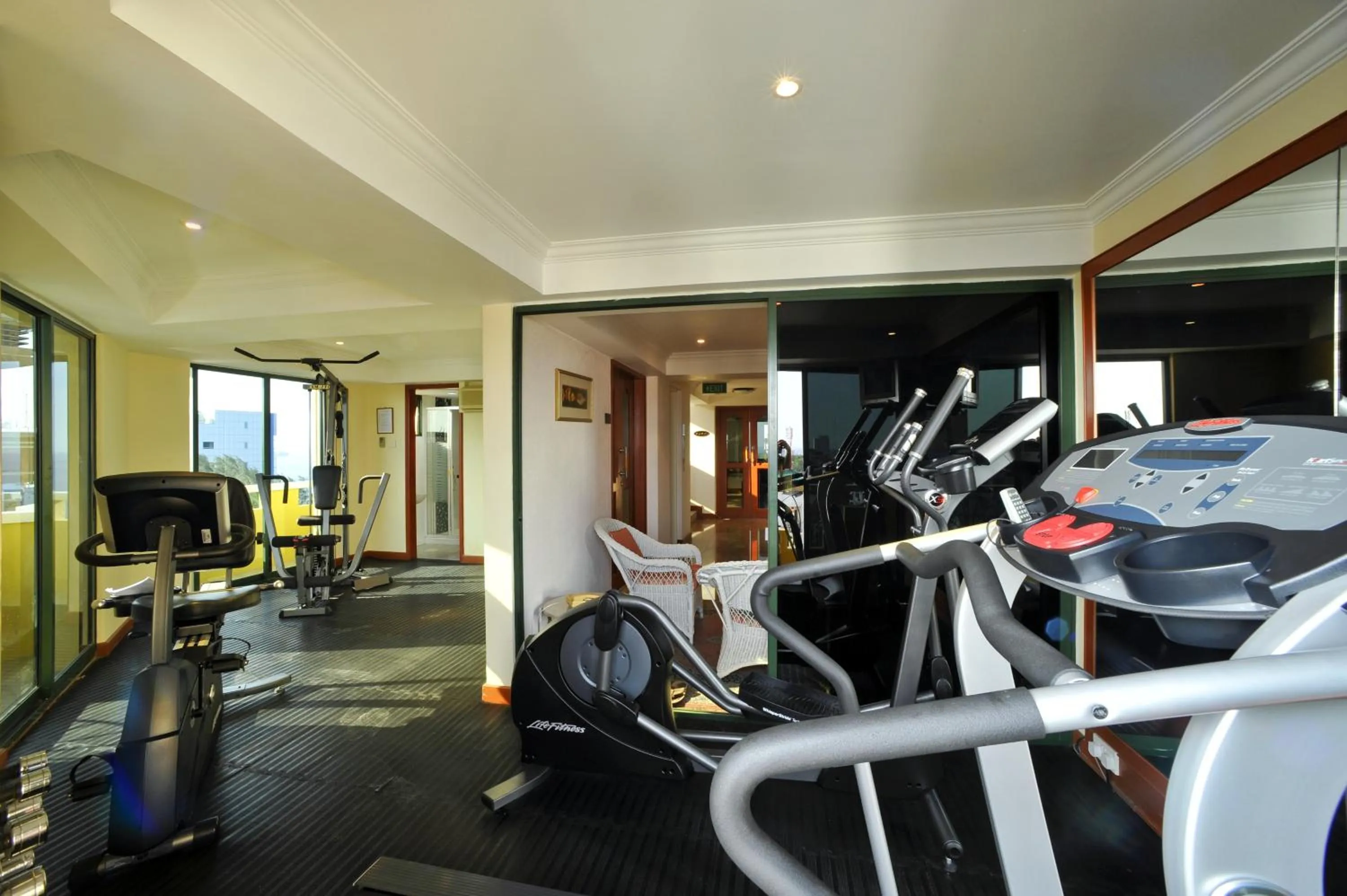 Fitness centre/facilities in Mookai Hotel