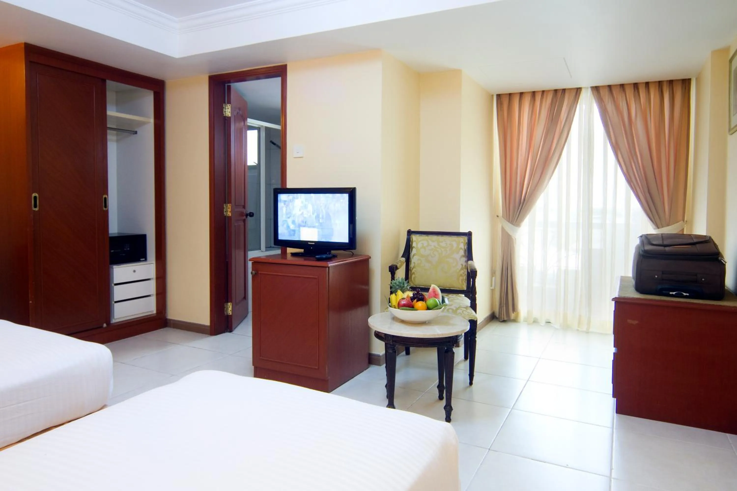 TV and multimedia in Mookai Hotel