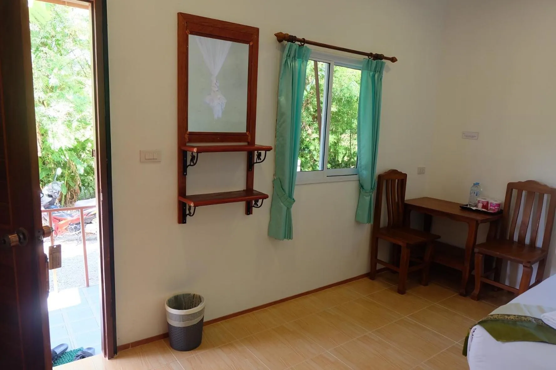 Bedroom, Bed in Khaosok Bamboo Huts Resort