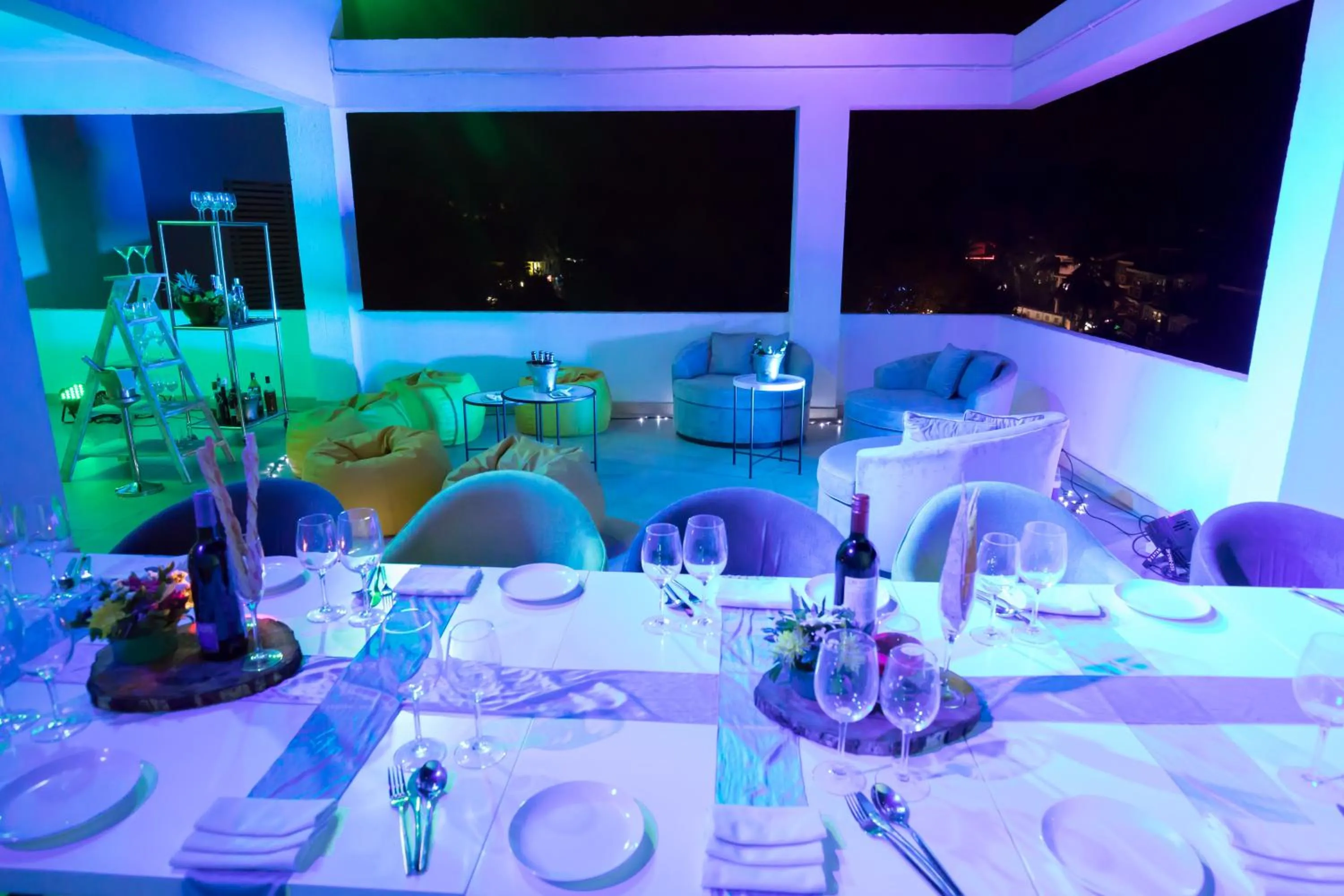 Food and drinks in The Park Baga River Goa - Adults only Property