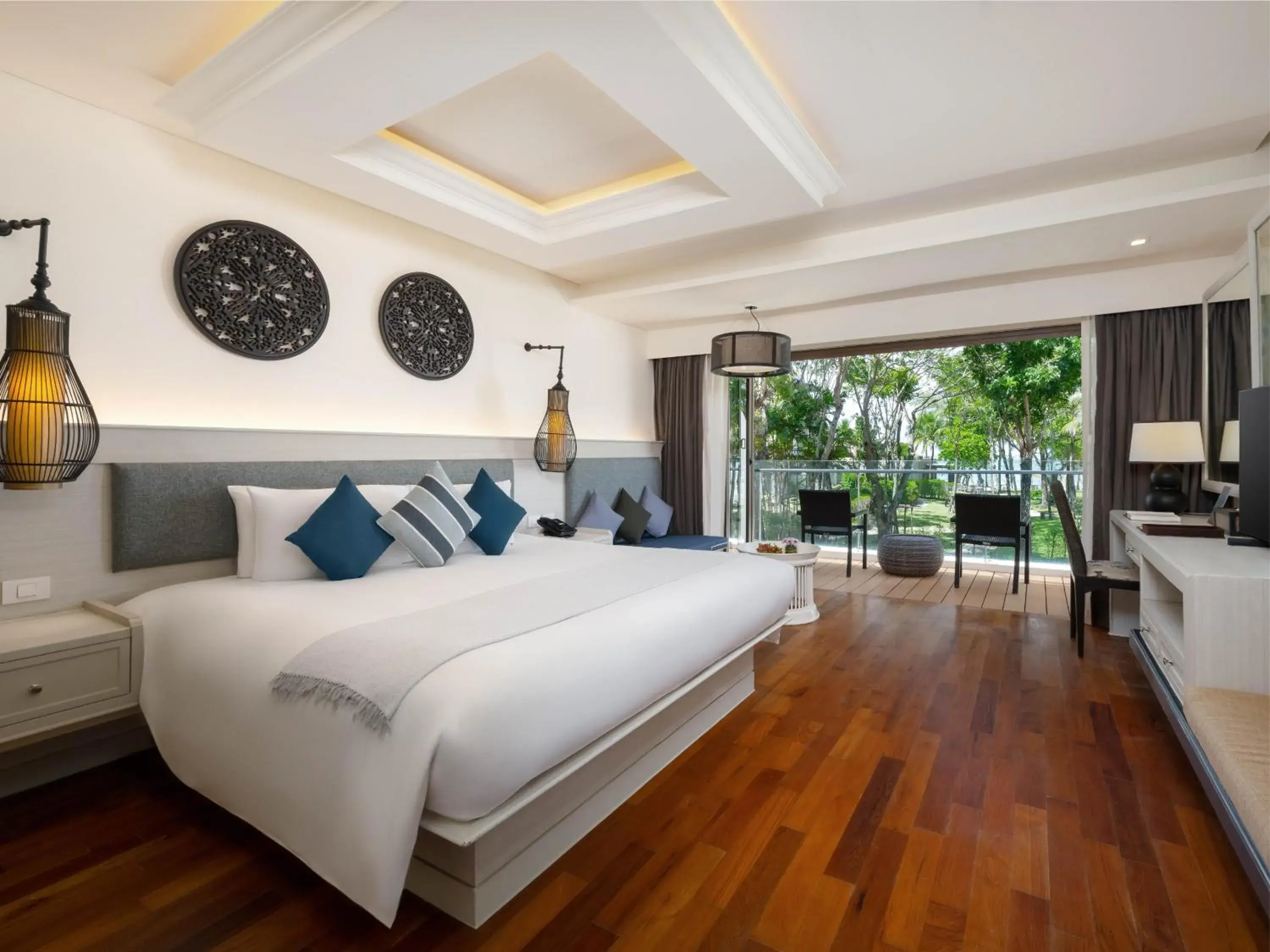 Deluxe Room in Natai Beach Resort Deluxe Room in Natai Beach Resort