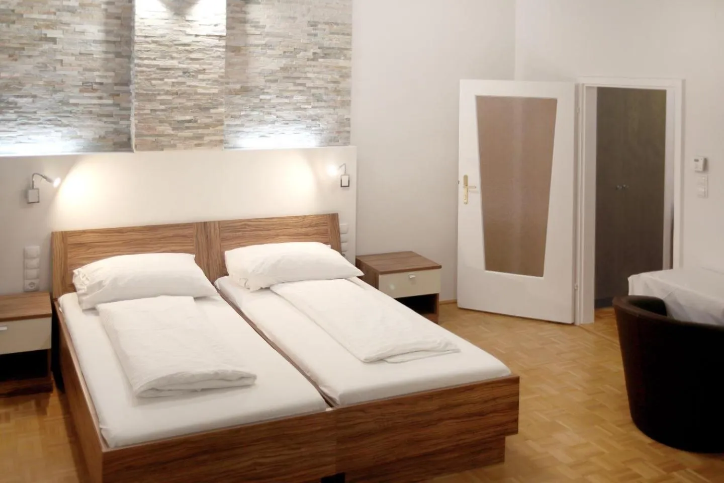 Bedroom, Bed in Hotel - Restaurant Valley Rose